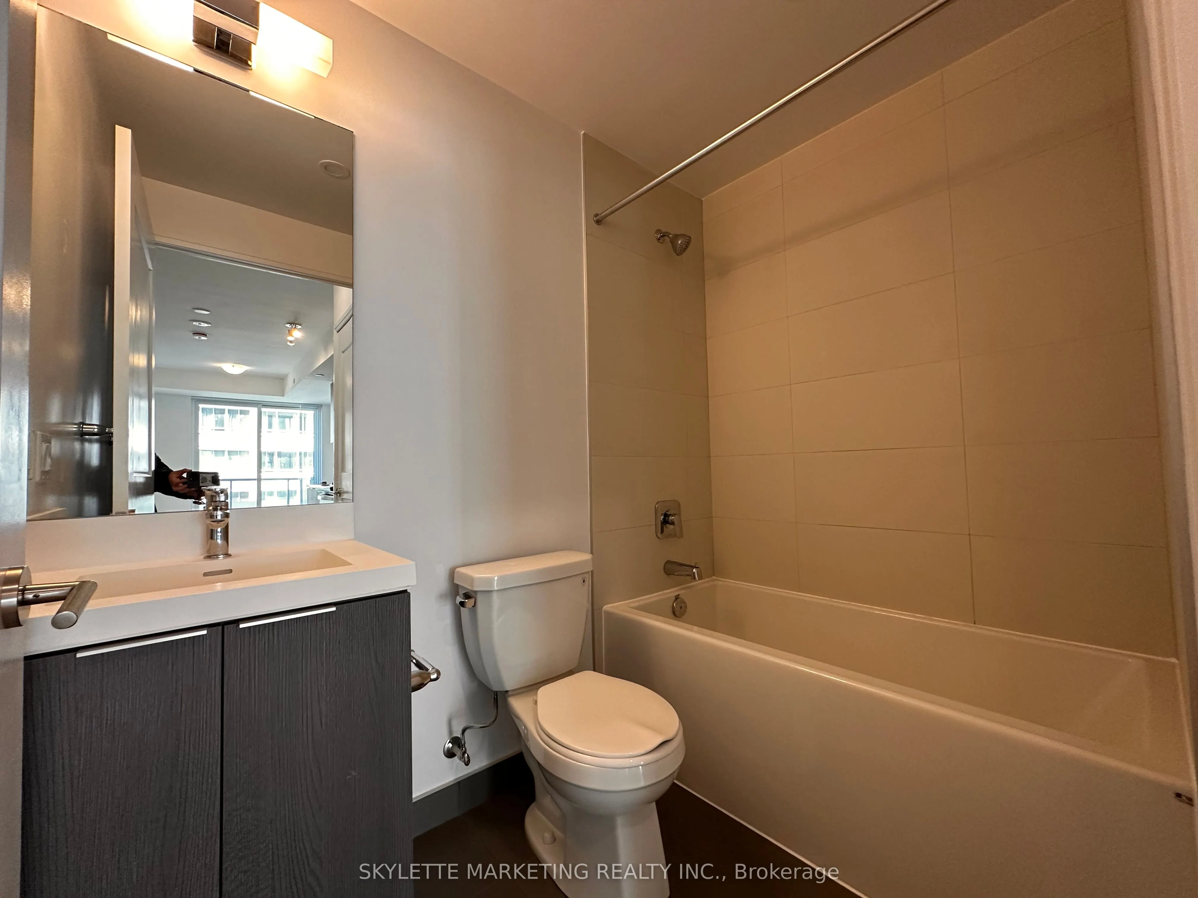 25 Holly Street #1204