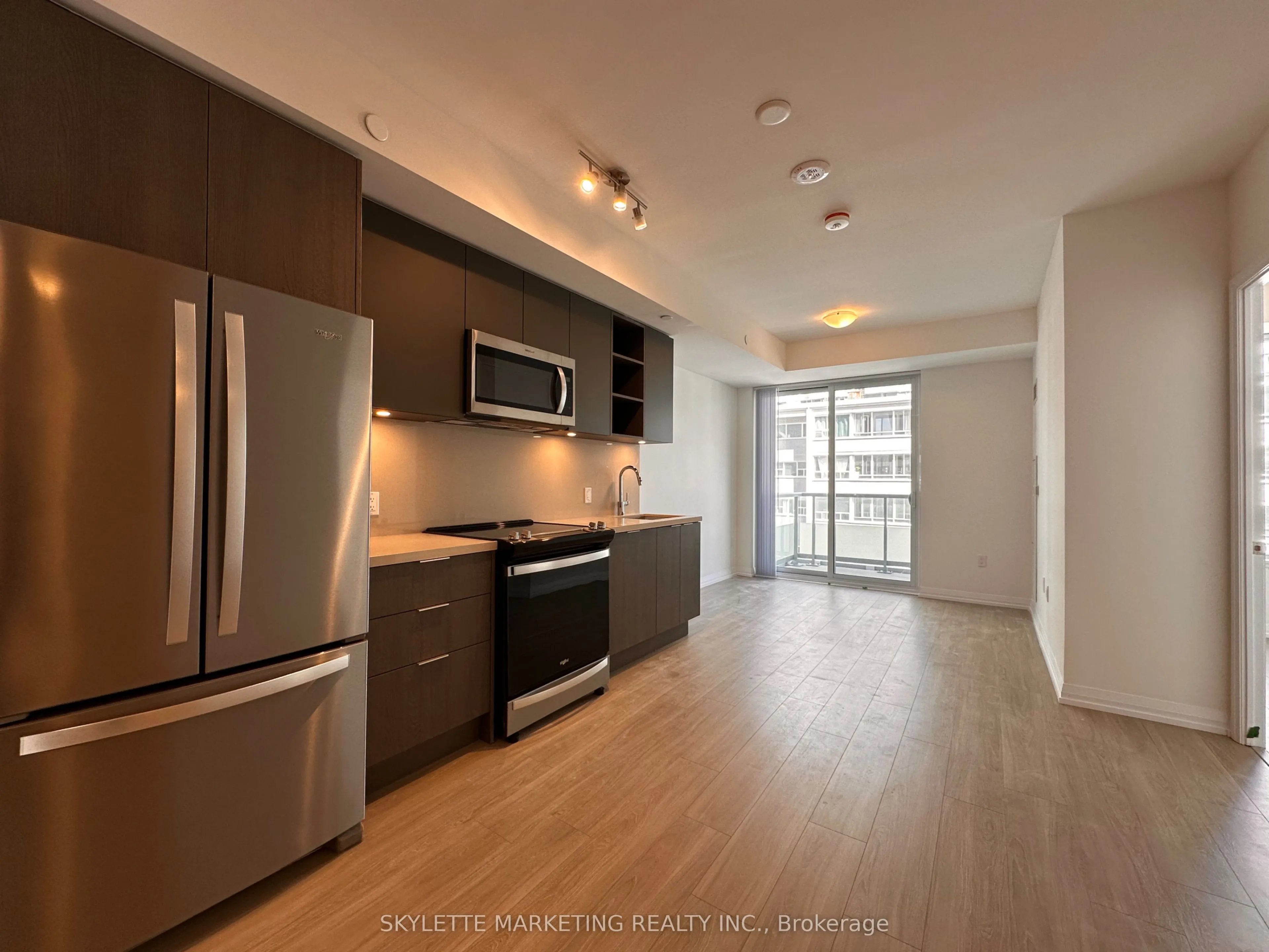 25 Holly Street #1204