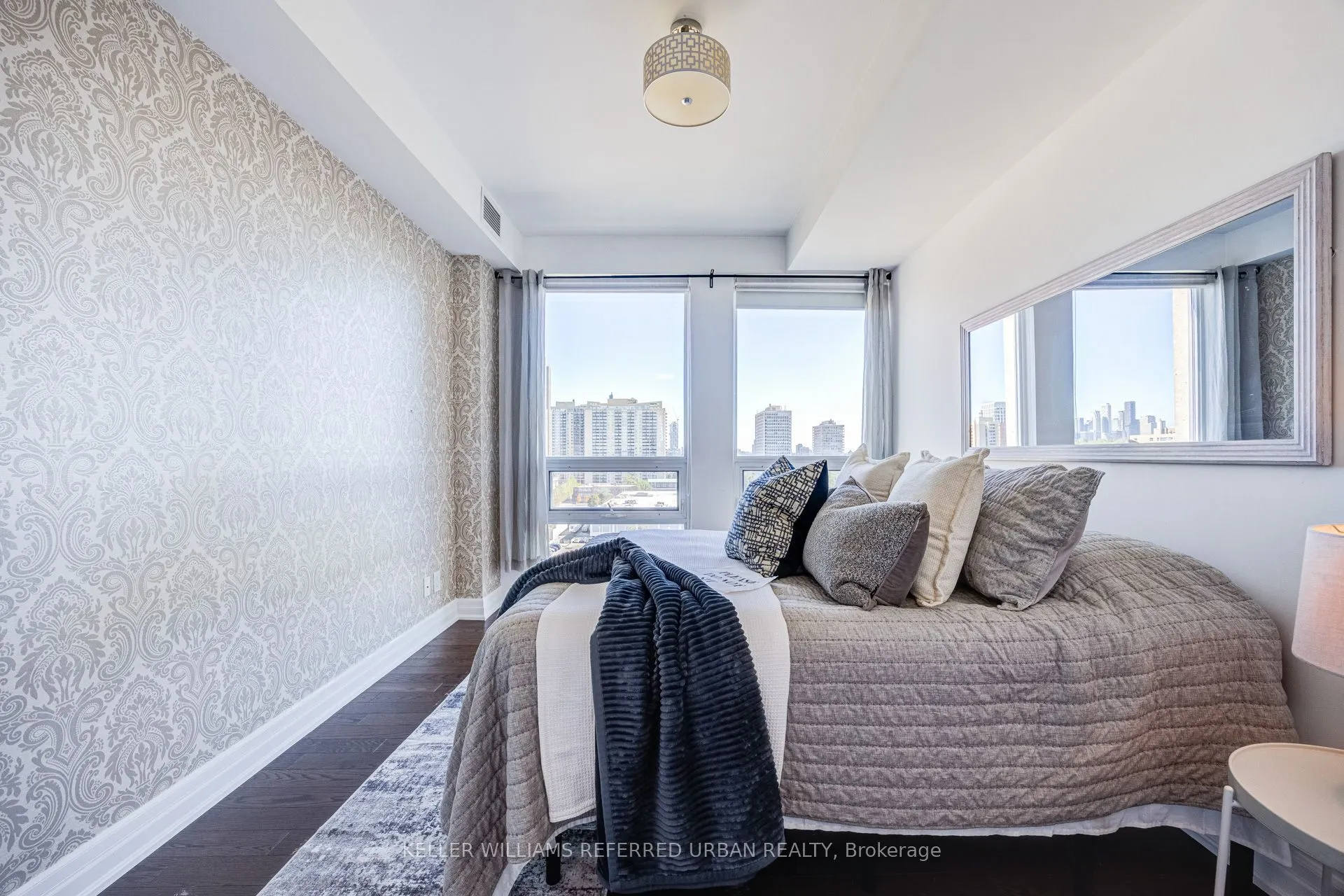 500 St Clair Avenue W #1006