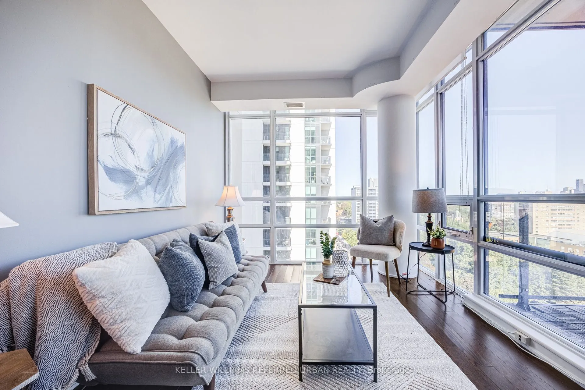 500 St Clair Avenue W #1006