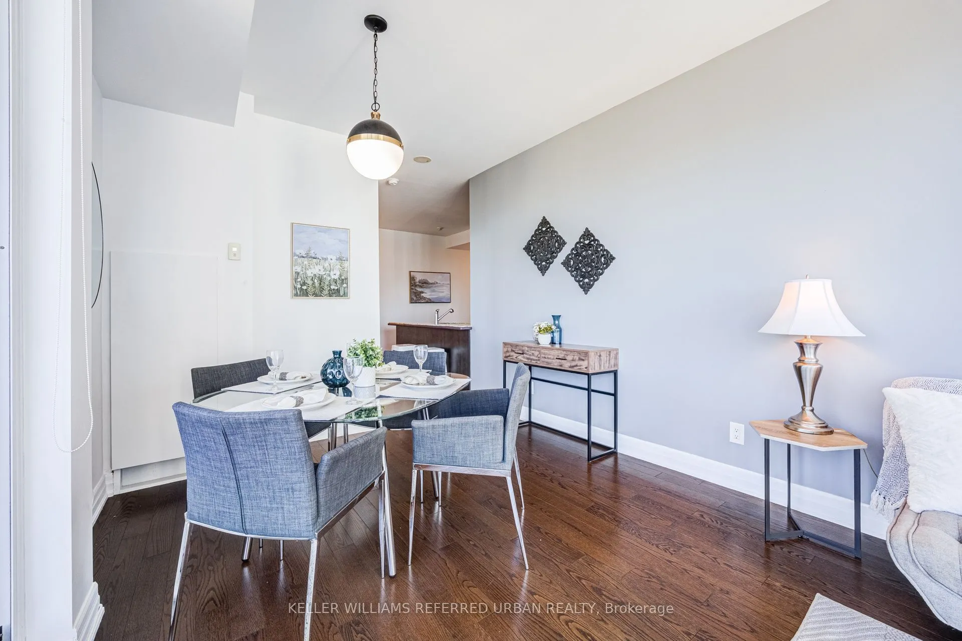 500 St Clair Avenue W #1006