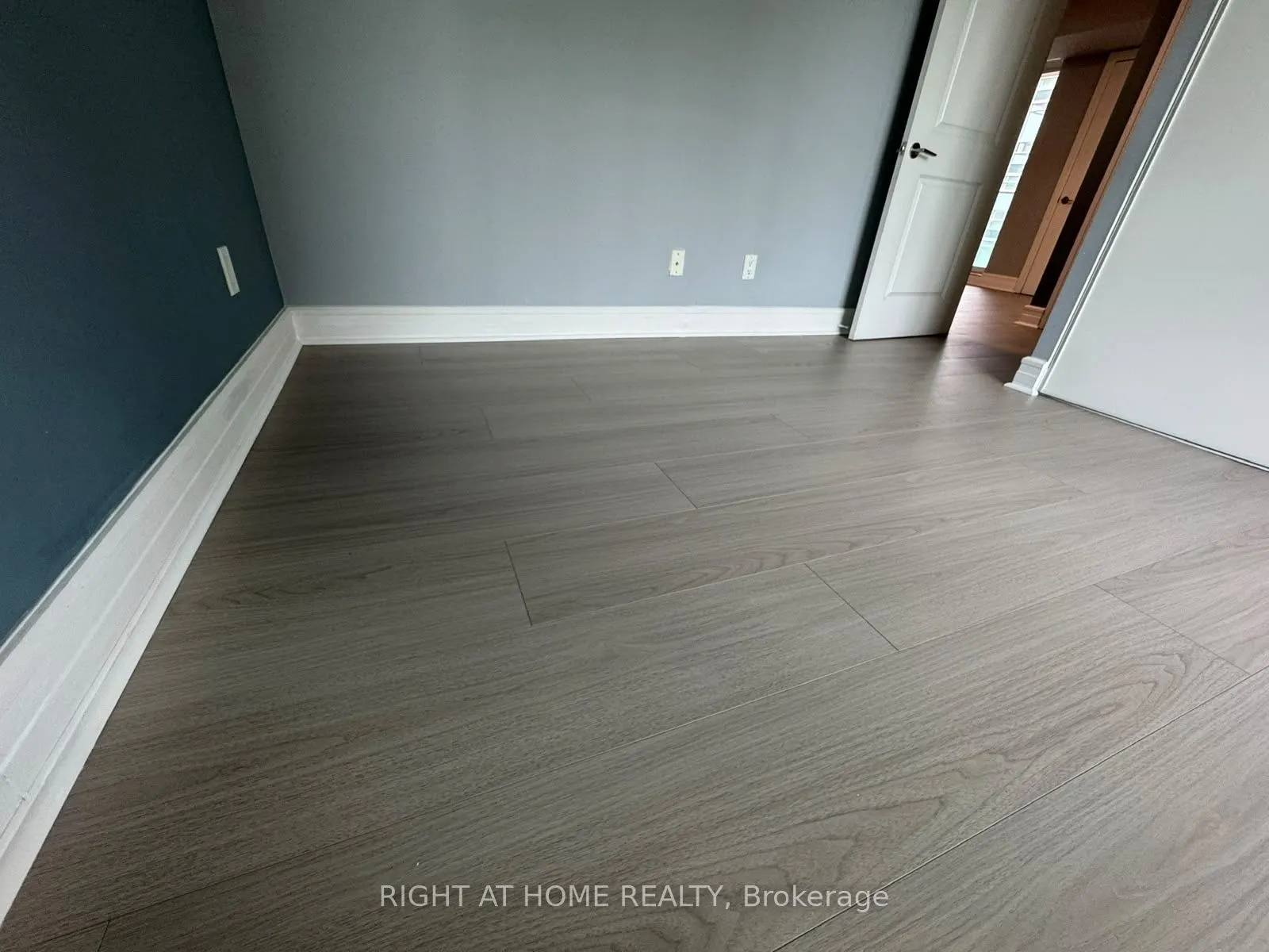 35 Bales Avenue #2305