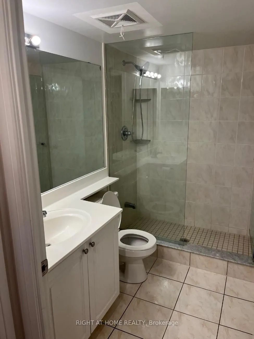 35 Bales Avenue #2305