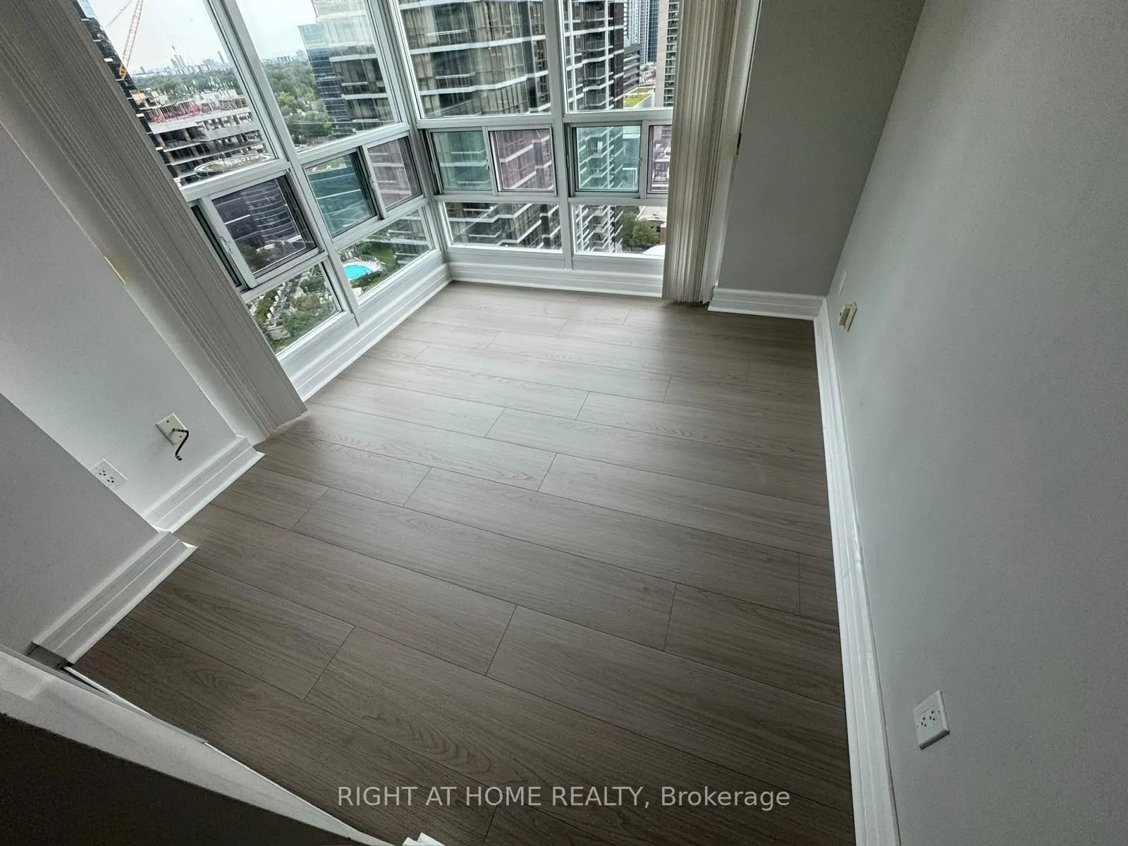 35 Bales Avenue #2305
