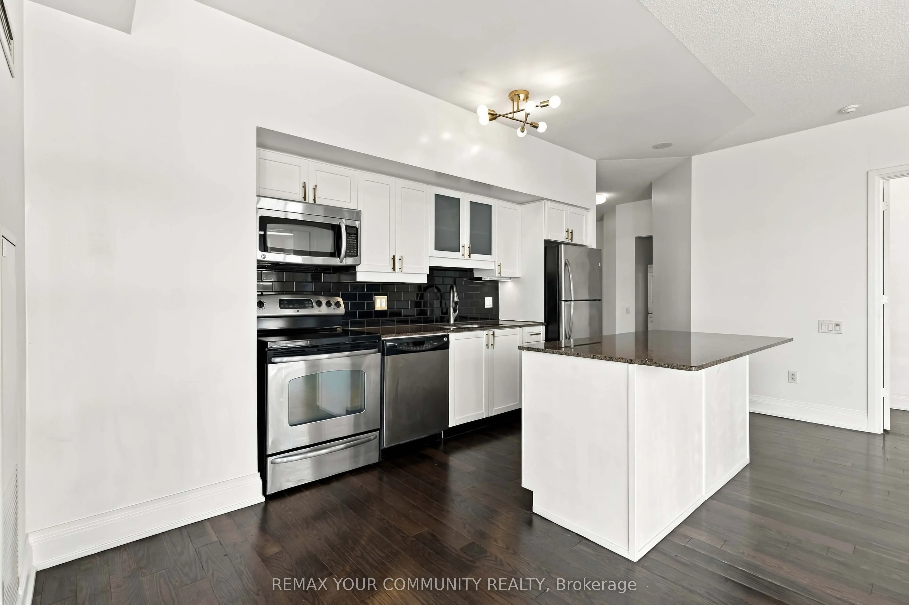 2191 Yonge Street #4411