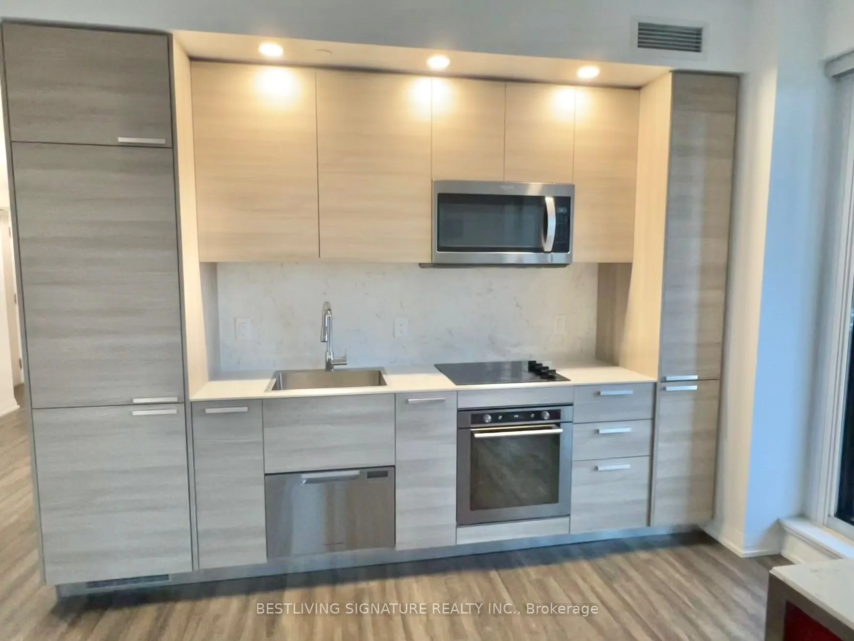 75 Canterbury Place #502