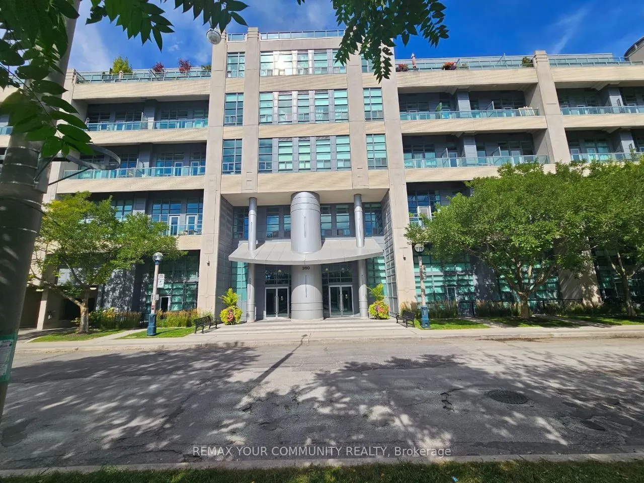 380 Macpherson Avenue #210