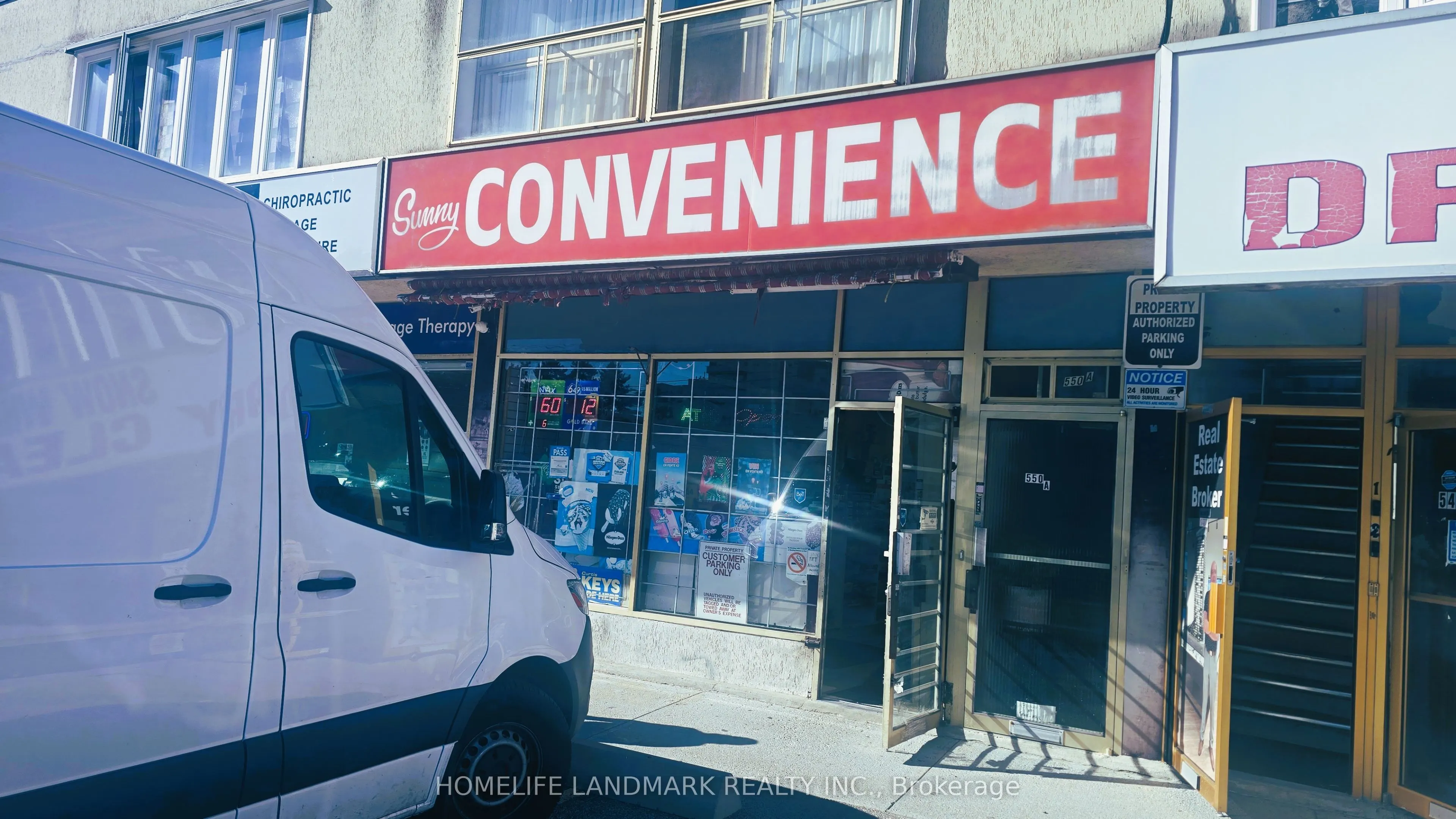 550 SHEPPARD Avenue W