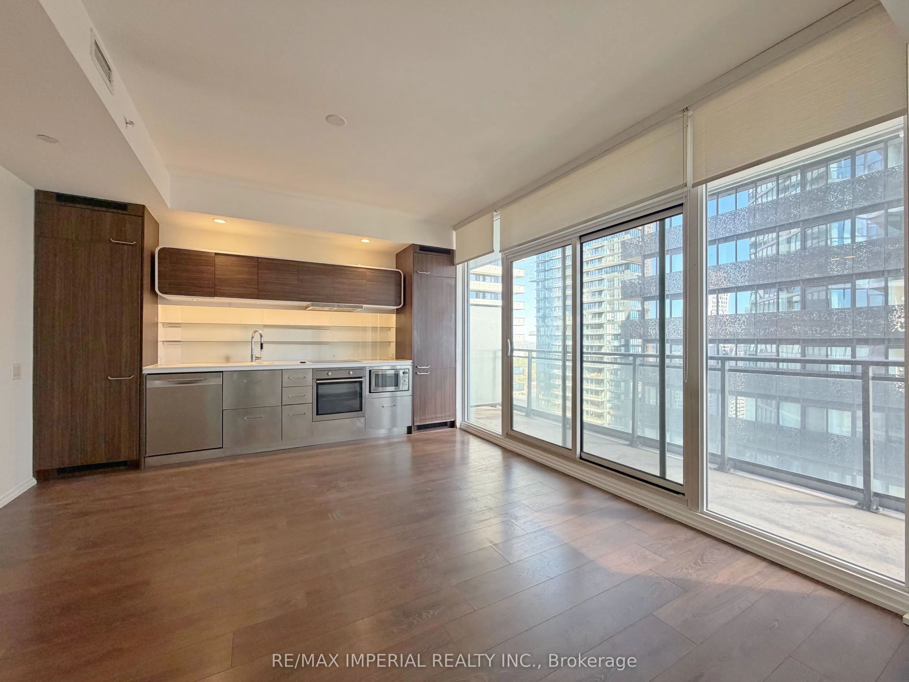 45 Charles Street E #4011