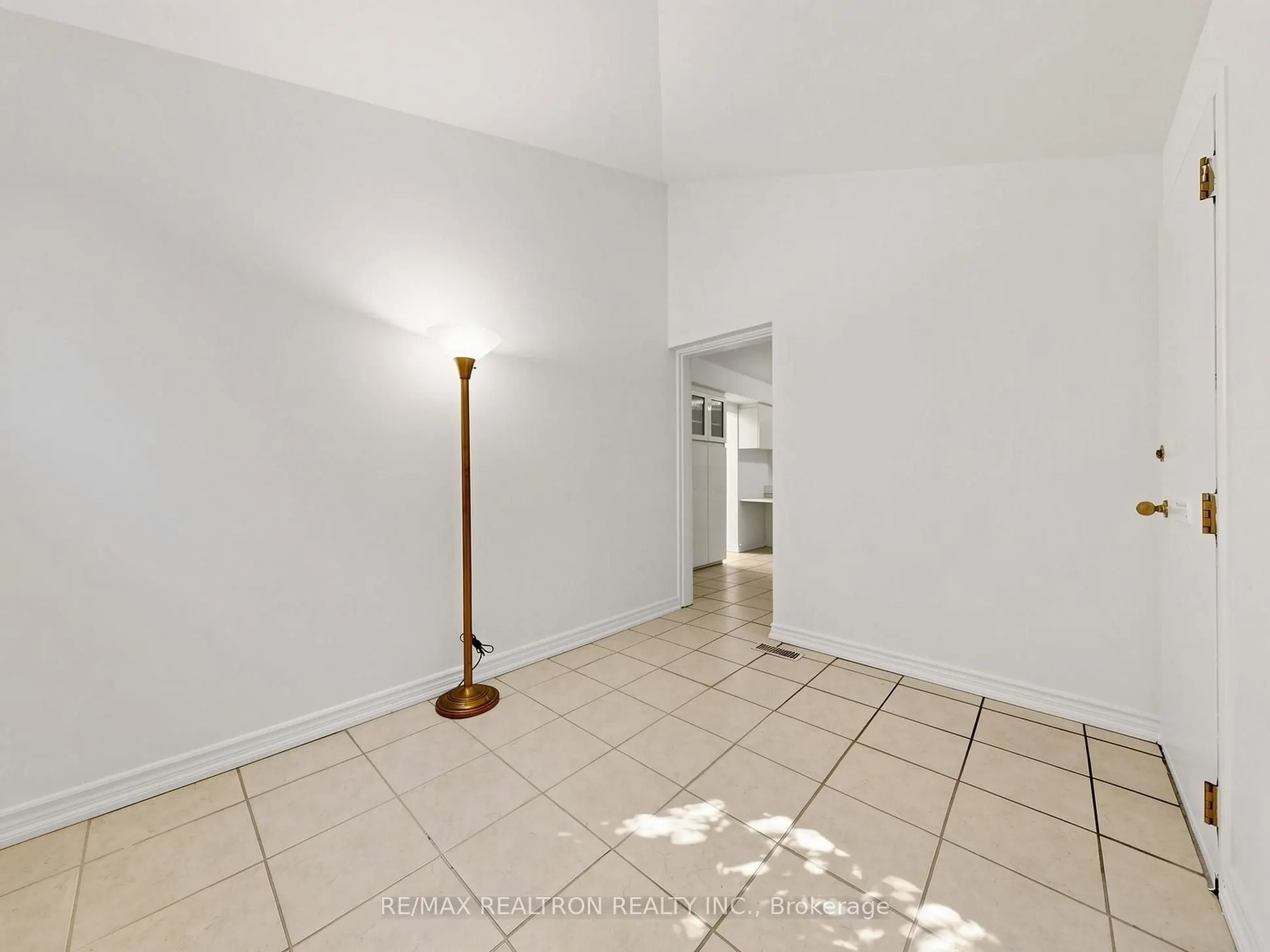 35 Rochelle Crescent