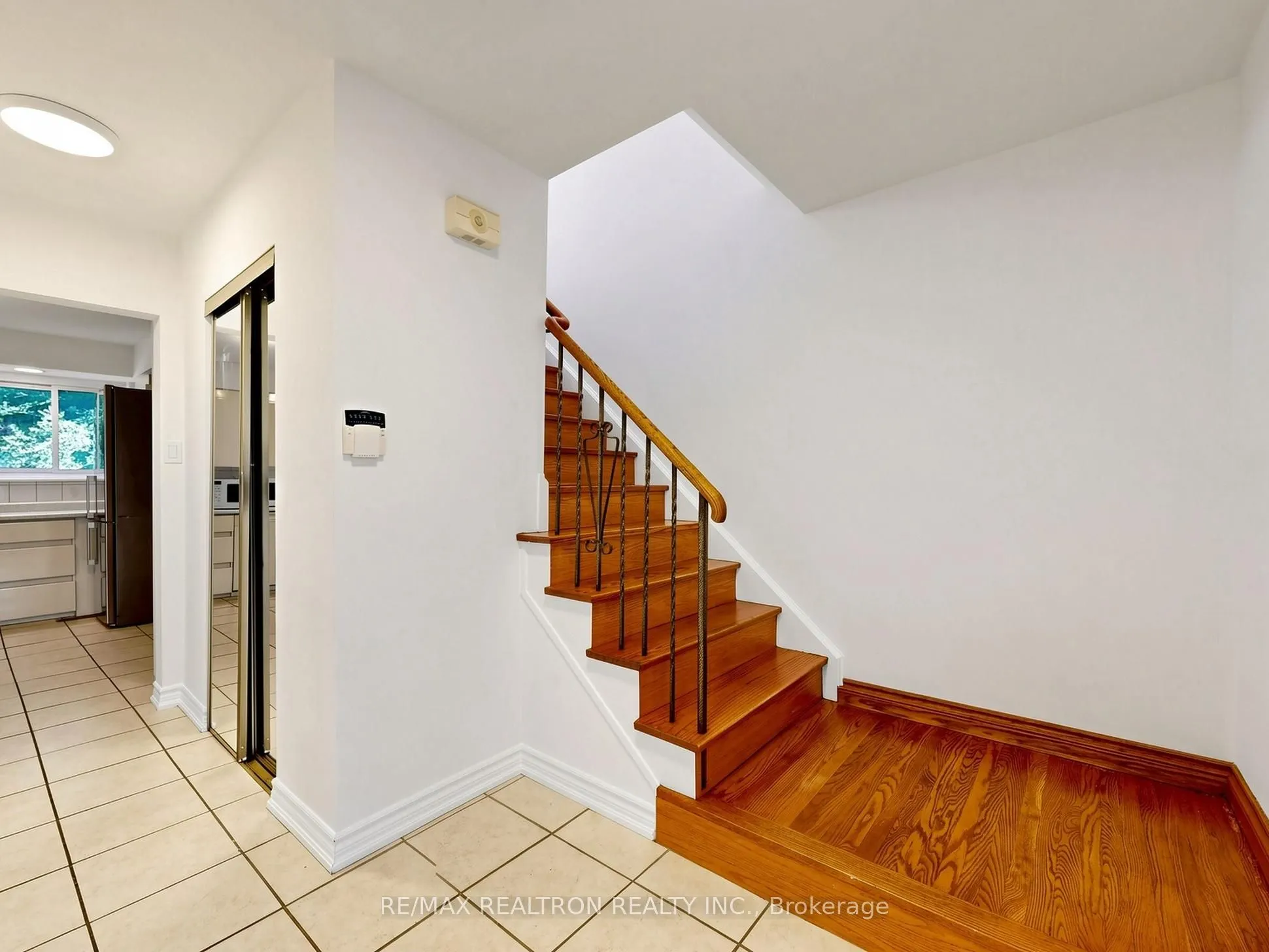 35 Rochelle Crescent