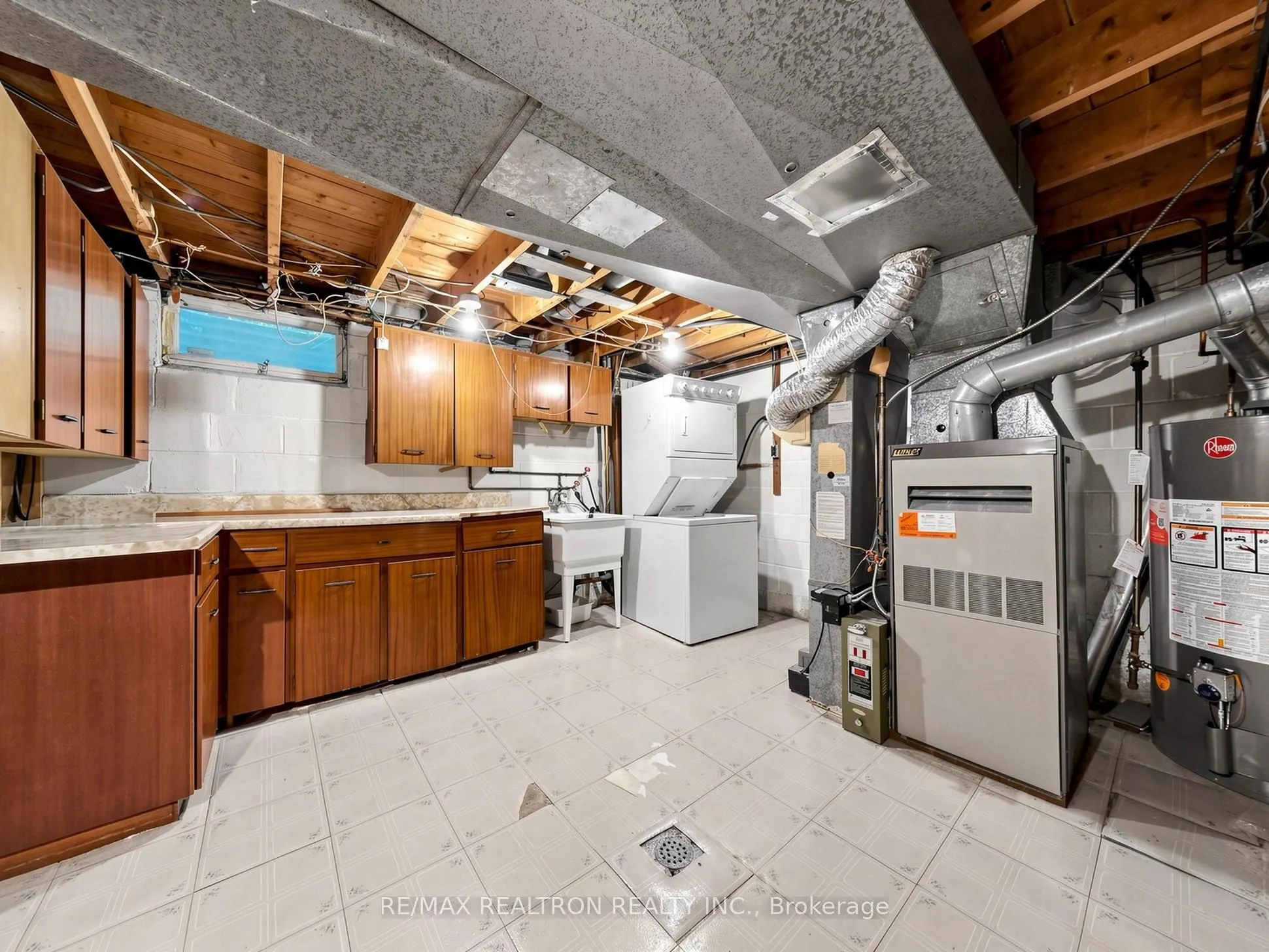 35 Rochelle Crescent