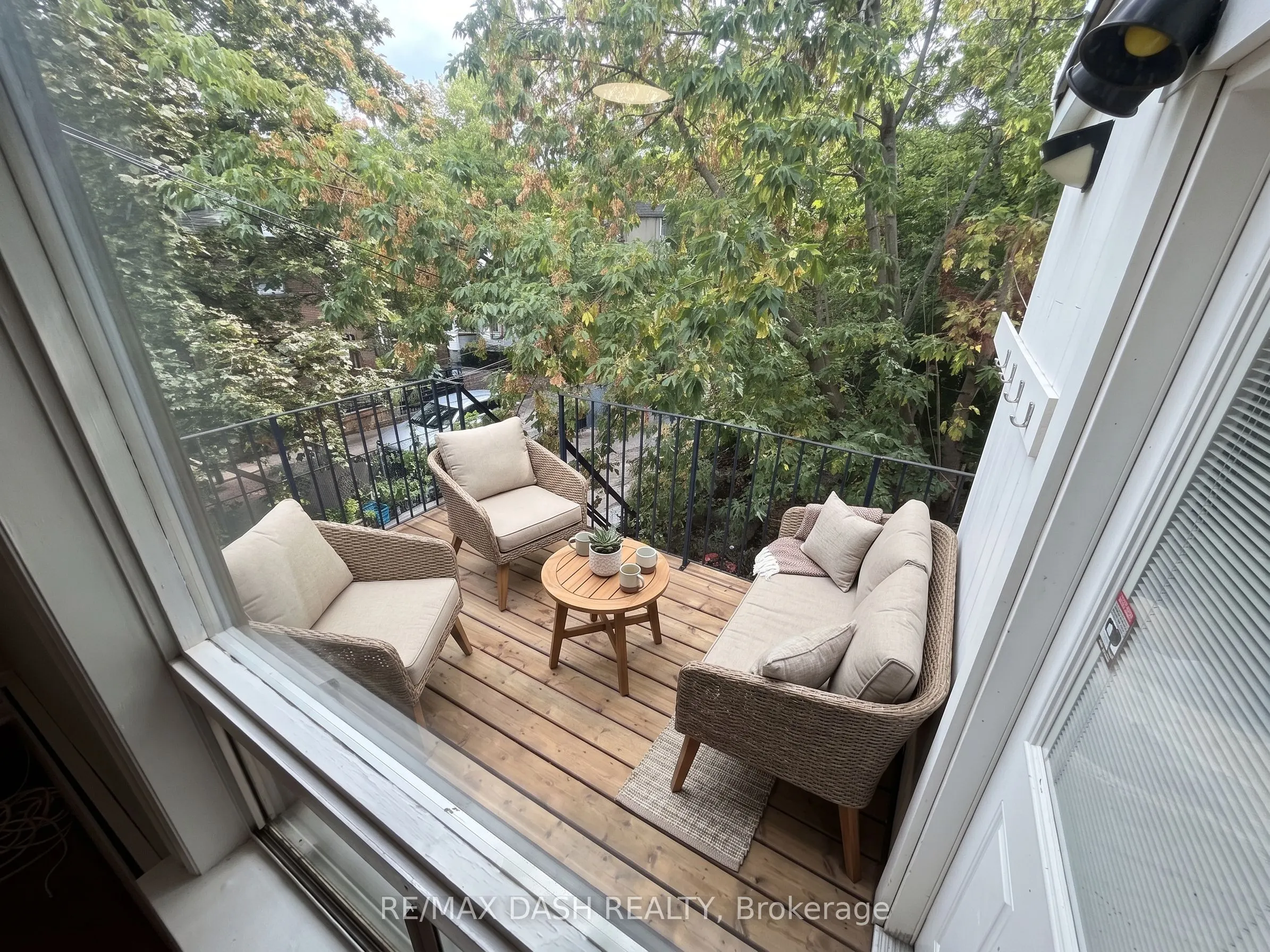 1303 Bloor Street W #3