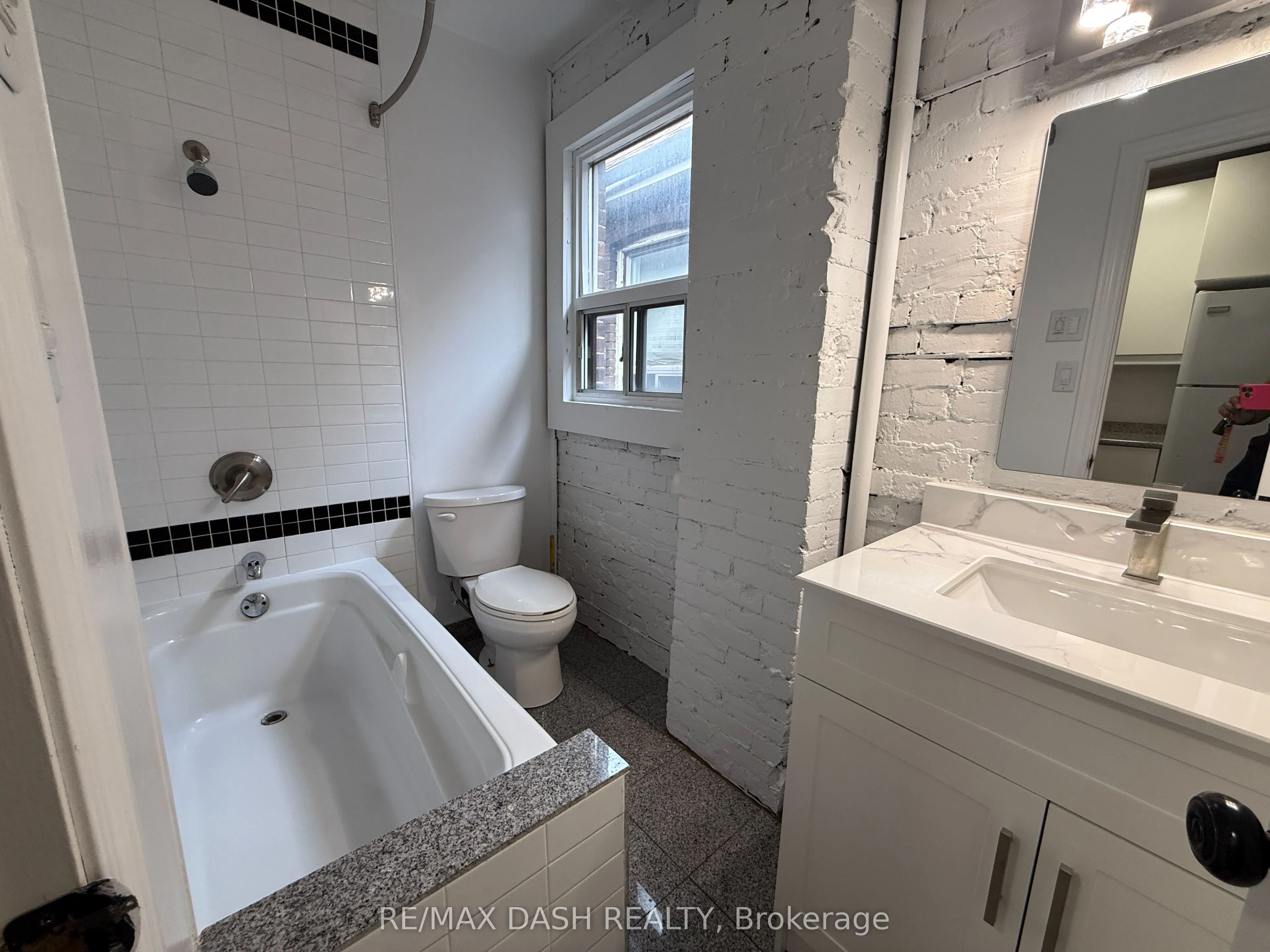 1303 Bloor Street W #3