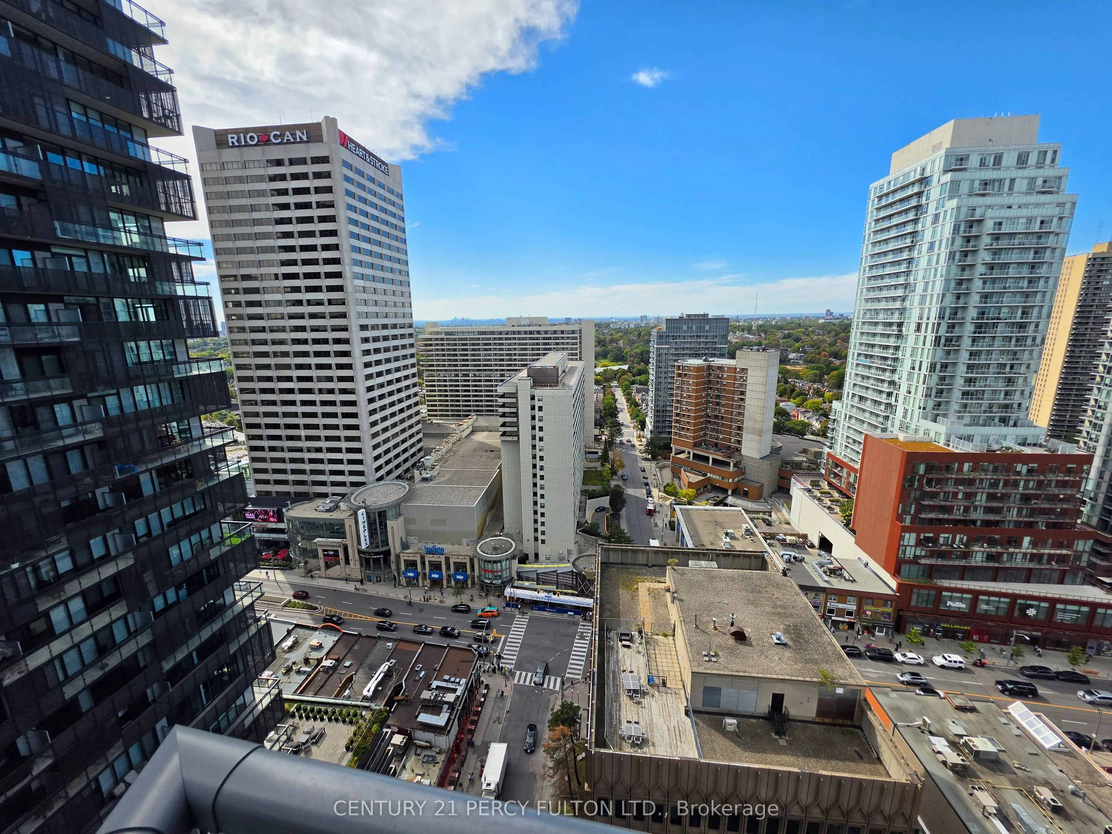 30 Roehampton Avenue #2402