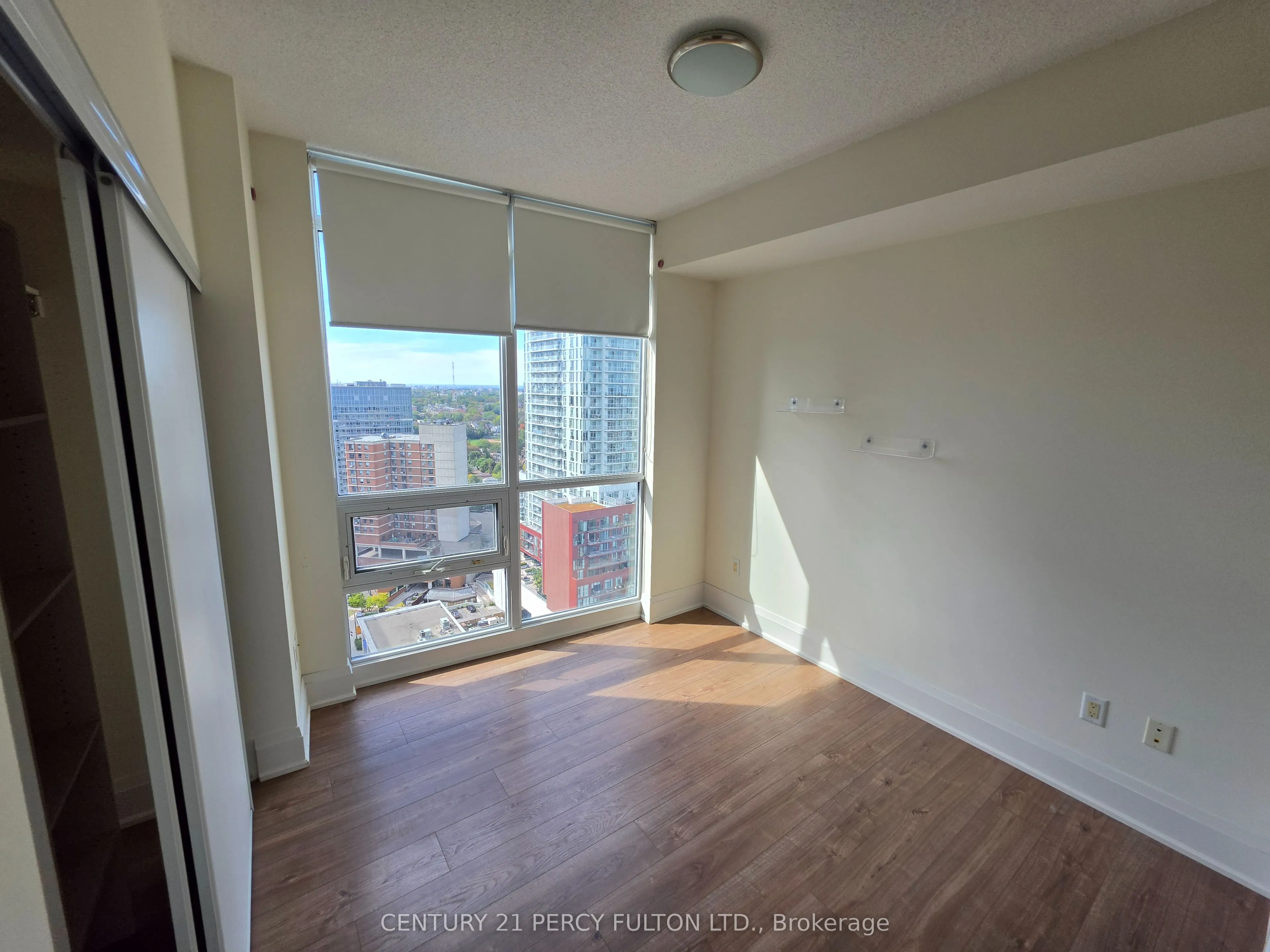 30 Roehampton Avenue #2402