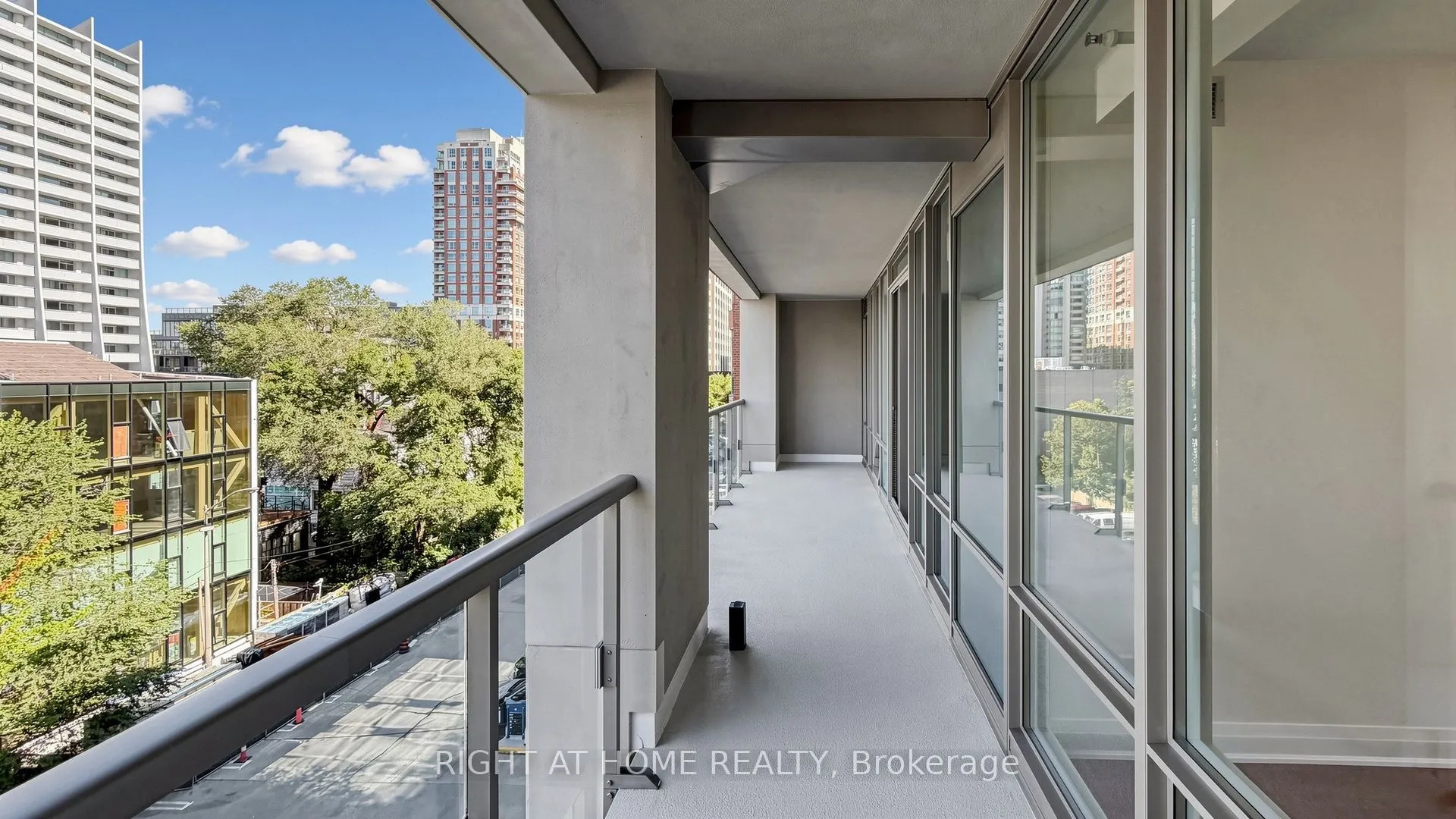 1 Bedford Road #422