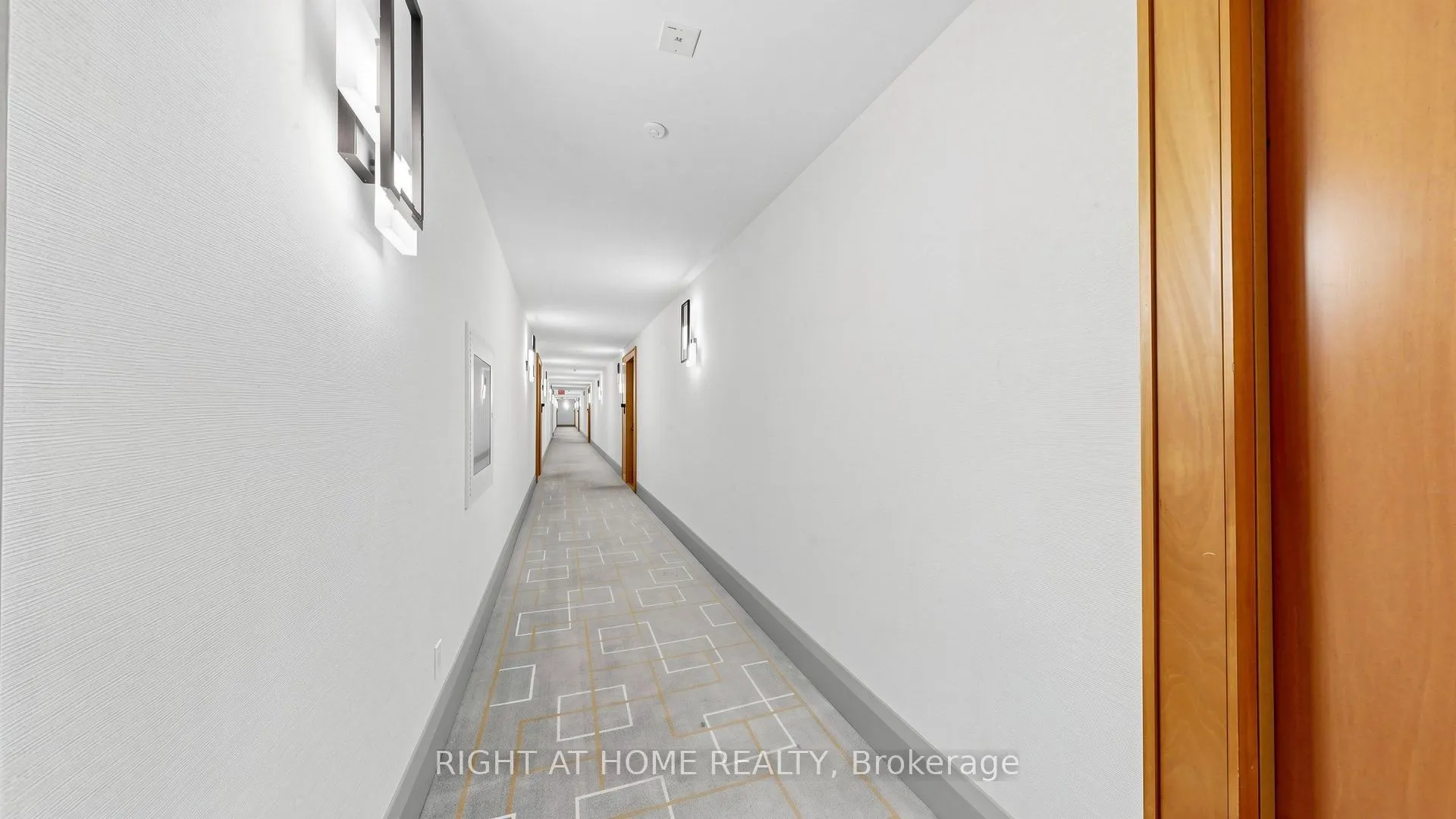 1 Bedford Road #422