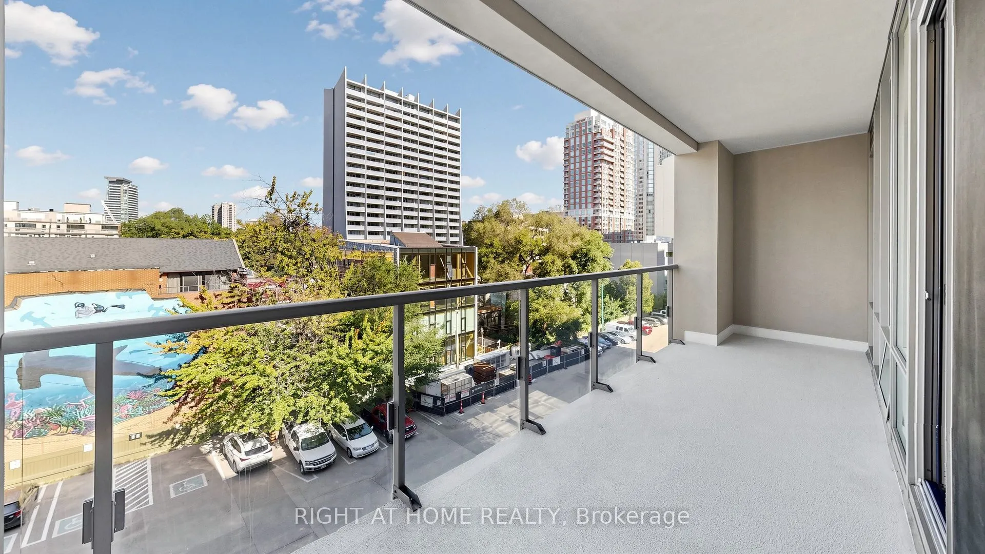 1 Bedford Road #422