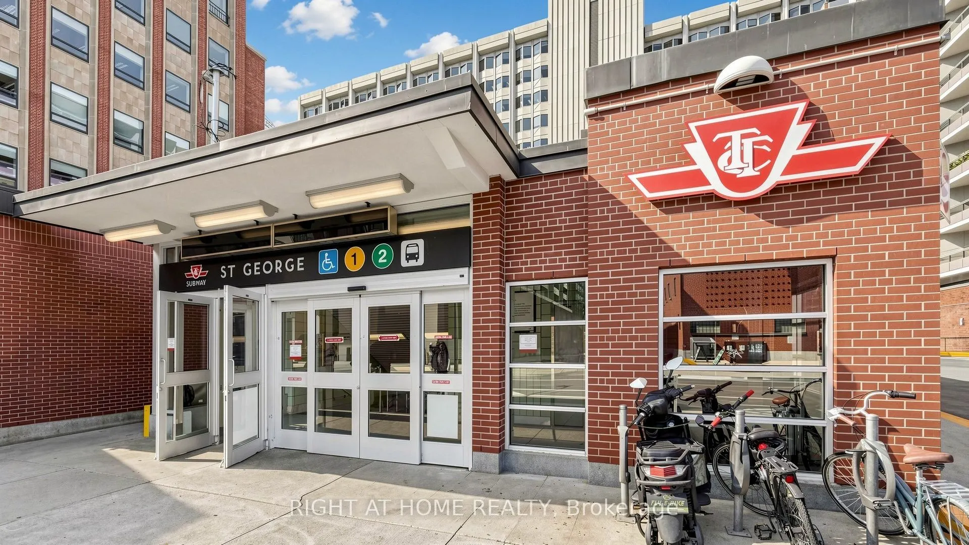 1 Bedford Road #422