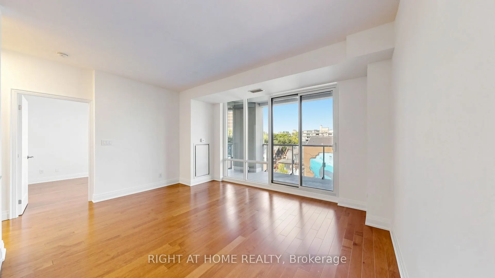 1 Bedford Road #422