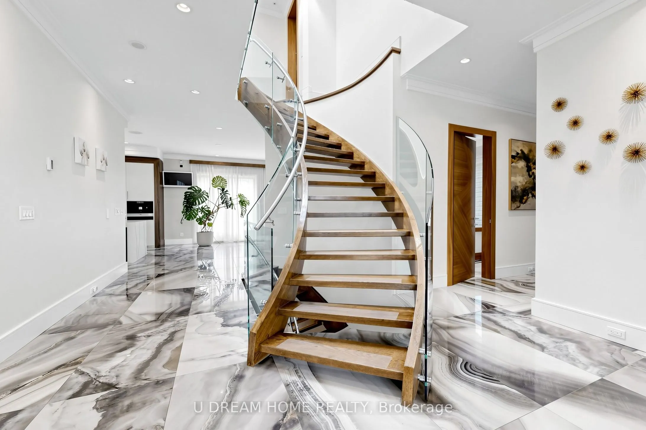 49 Norden Crescent