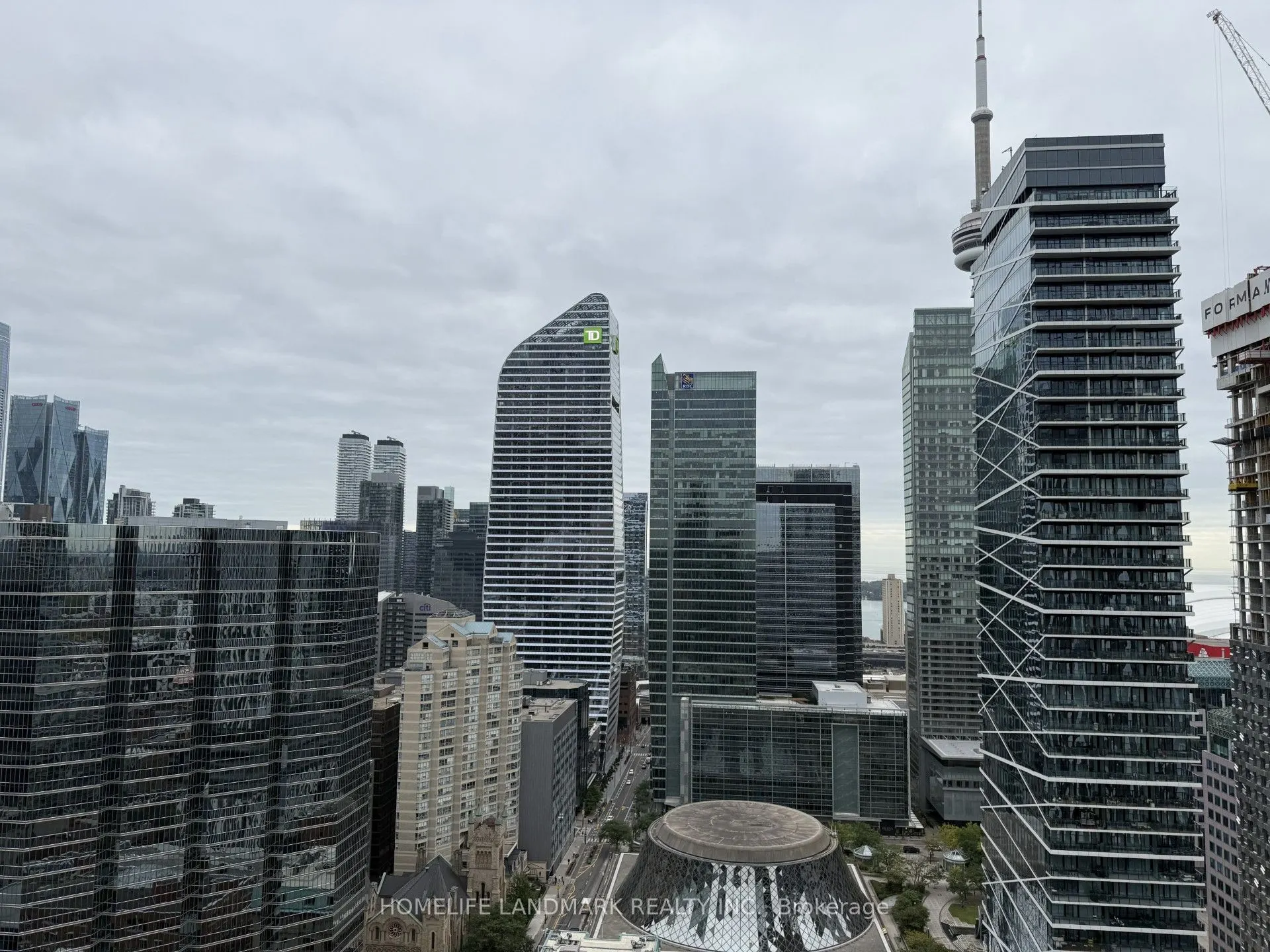 126 Simcoe Street #3303
