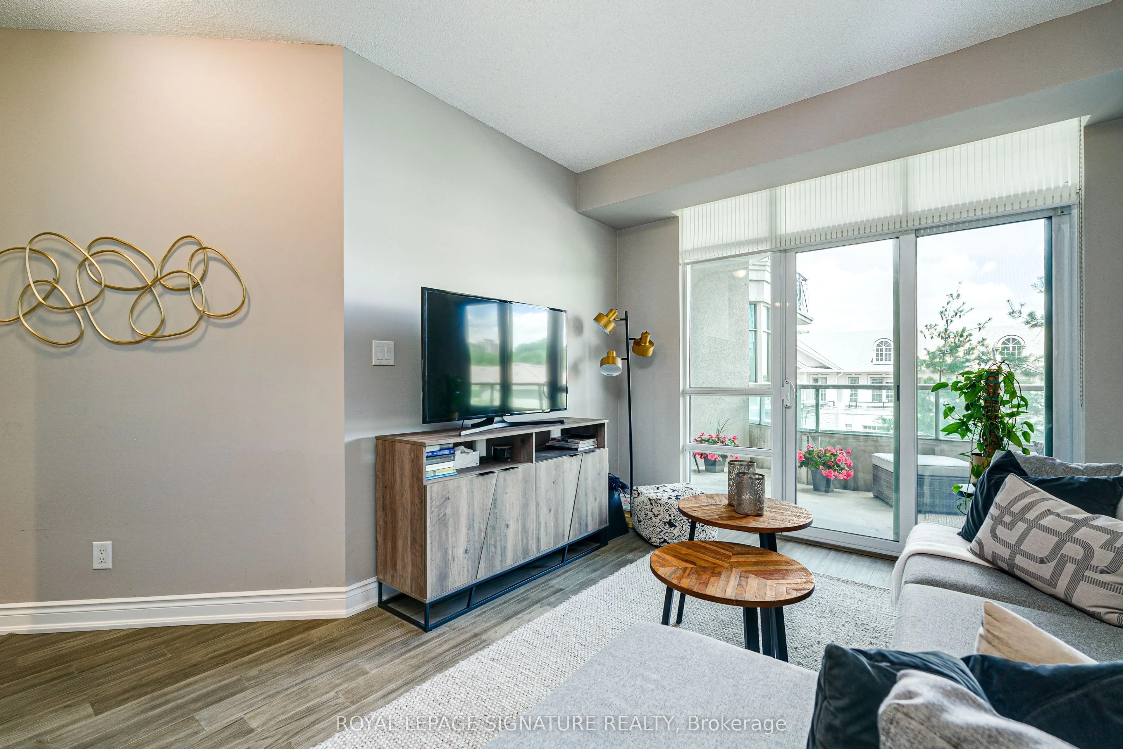 20 Bloorview Place #316