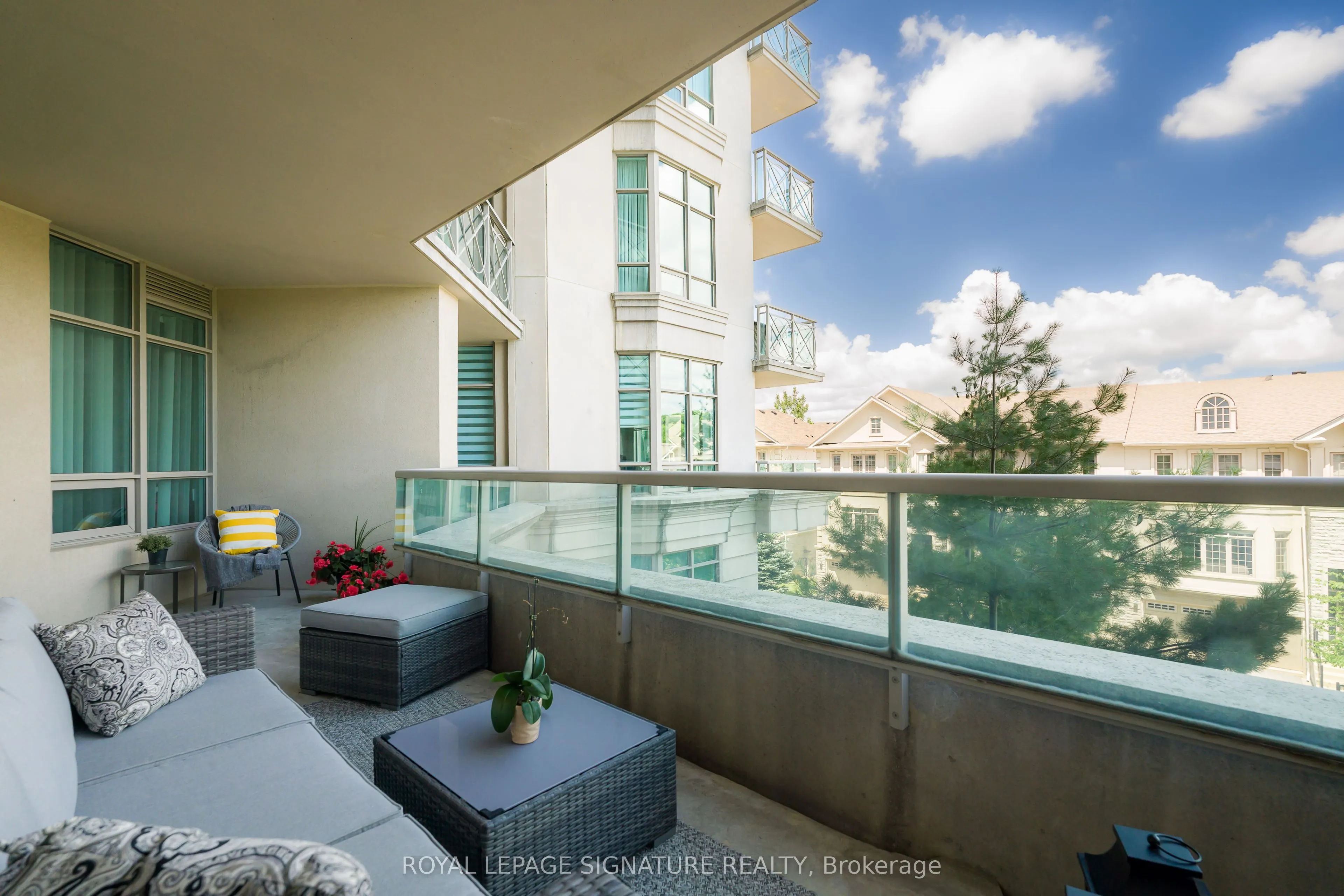 20 Bloorview Place #316