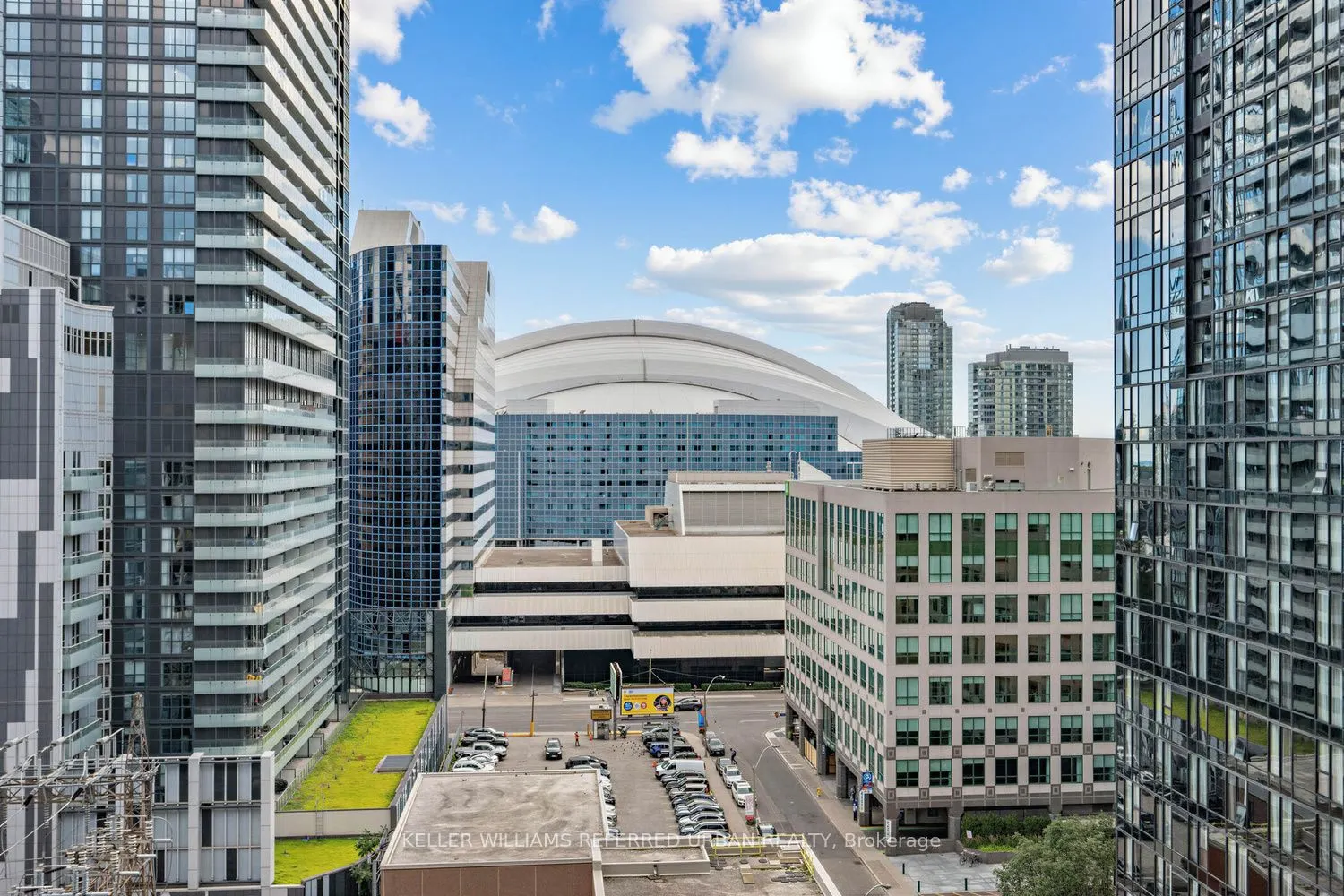 250 Wellington Street W #1436