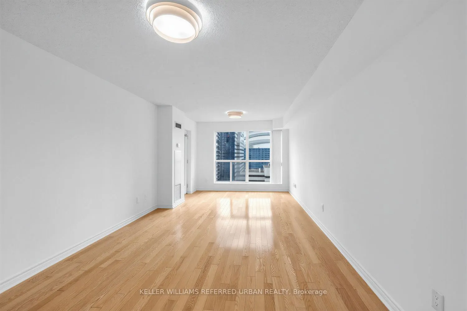 250 Wellington Street W #1436