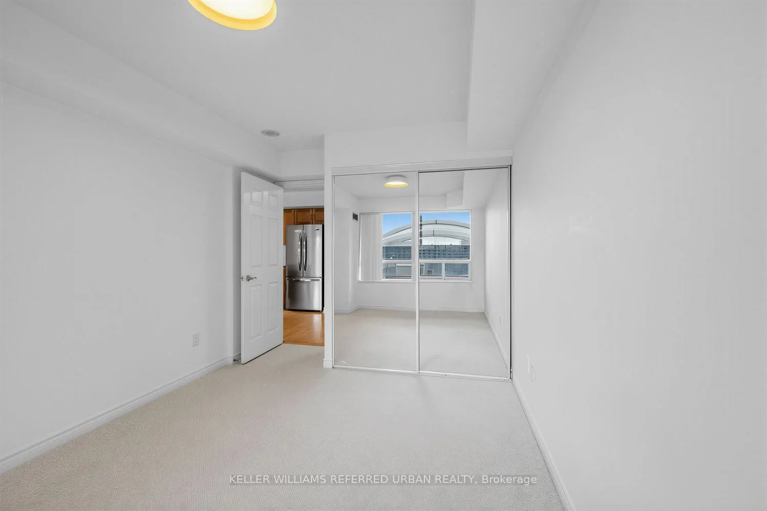 250 Wellington Street W #1436
