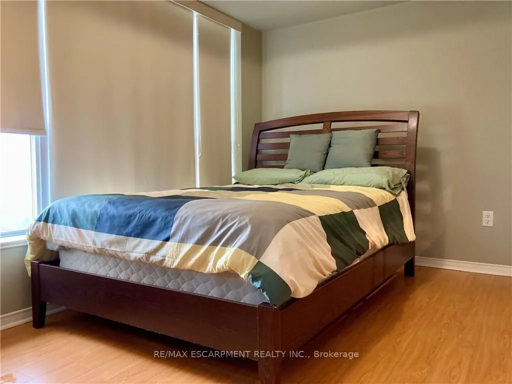 909 Bay Street #2304