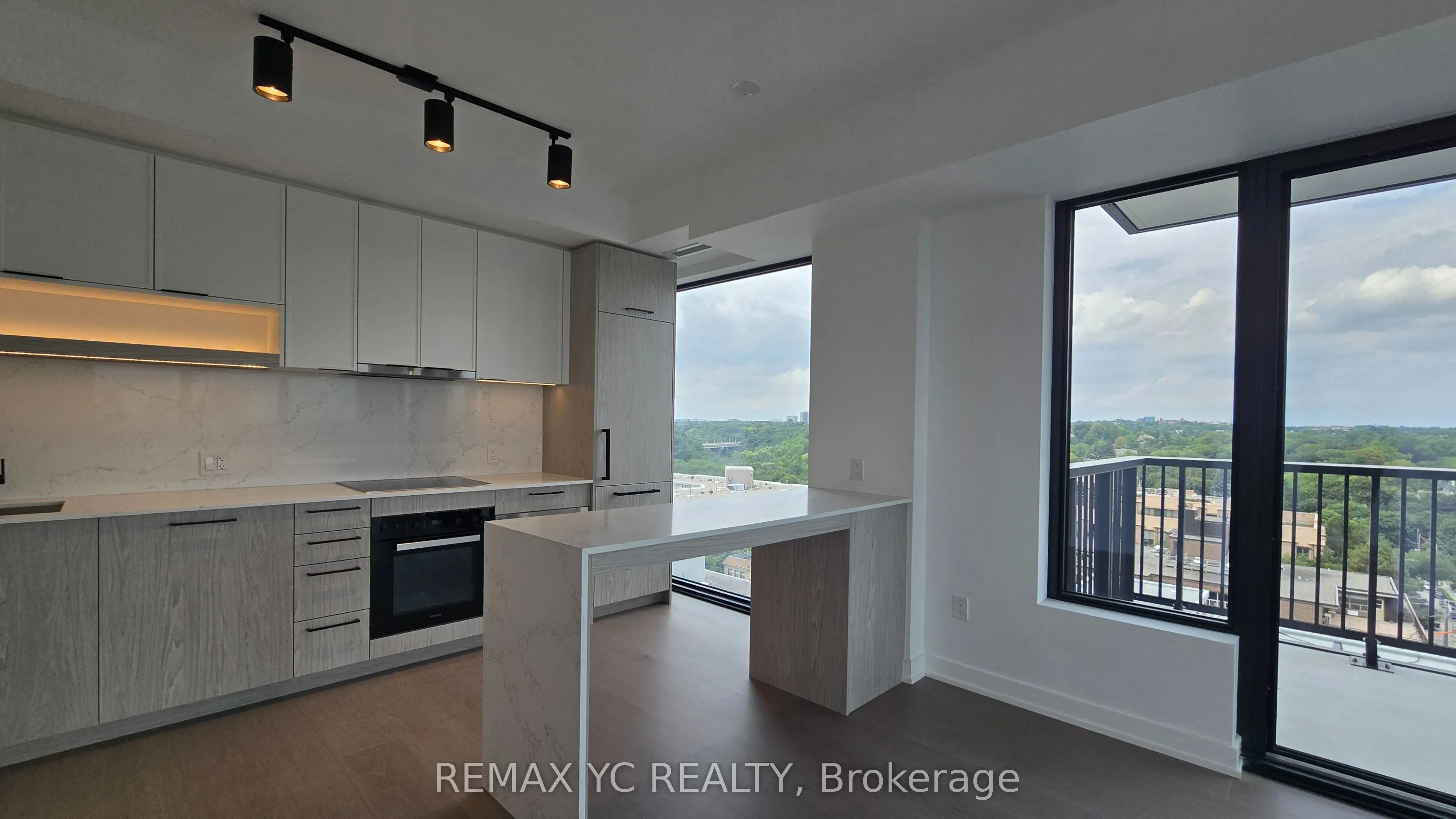 89 Montclair Avenue #1618