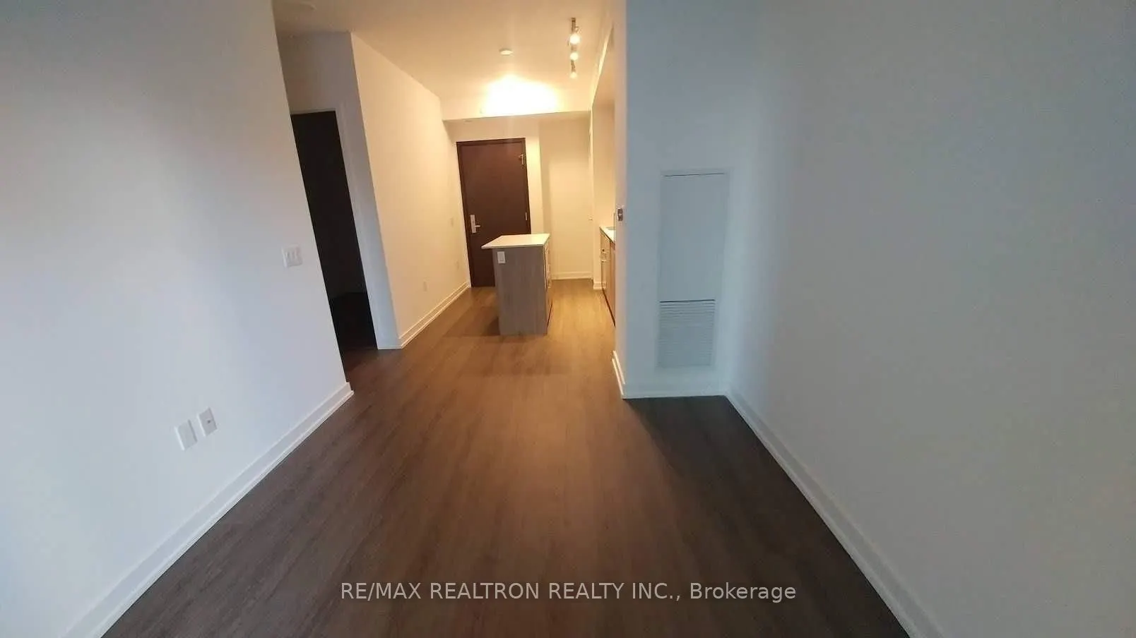 1 Yorkville Avenue #1207