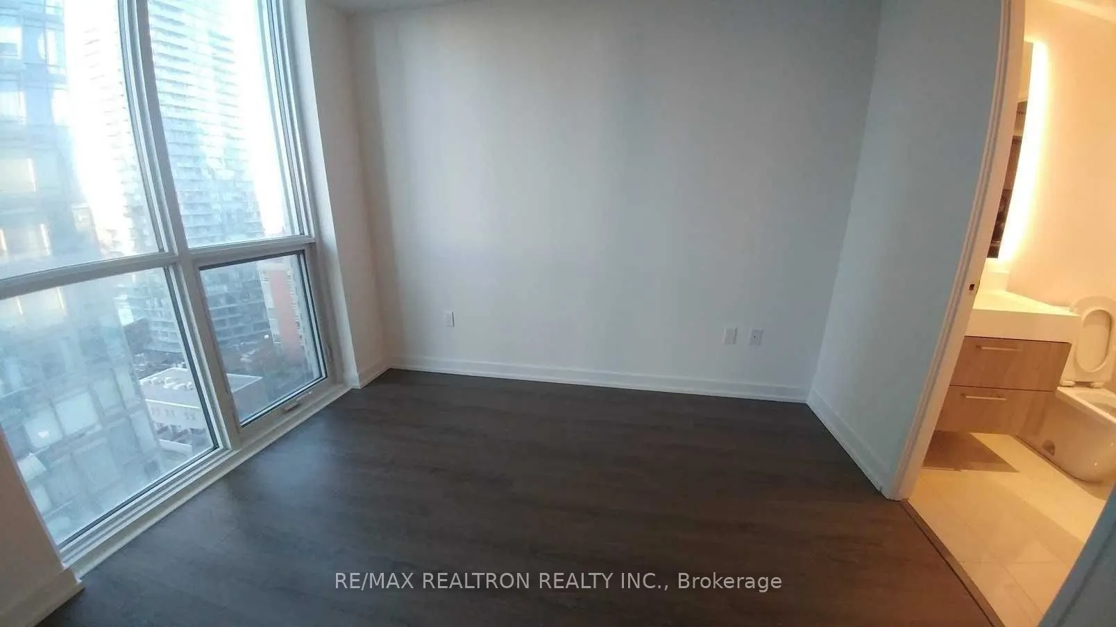 1 Yorkville Avenue #1207