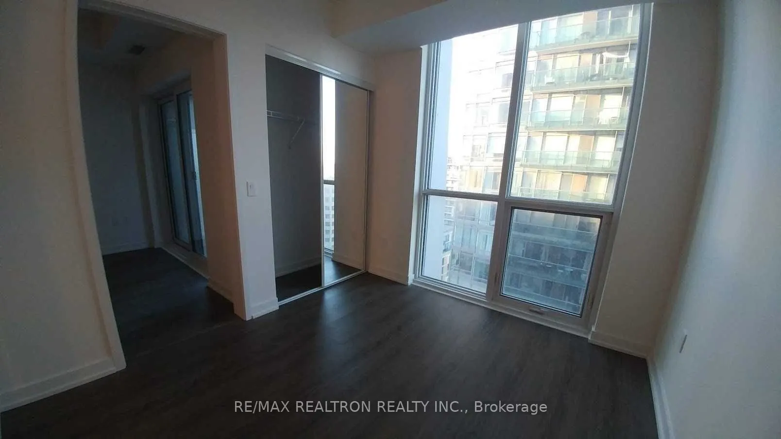 1 Yorkville Avenue #1207
