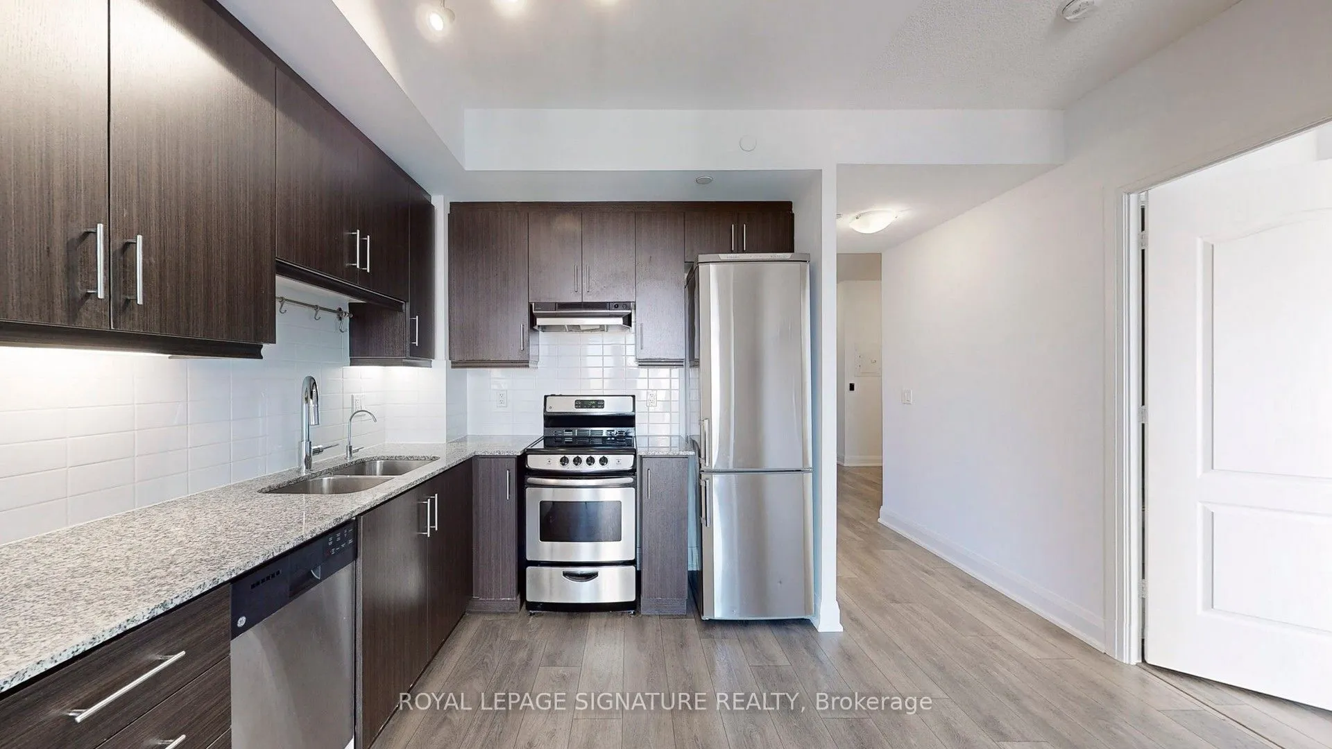 68 Canterbury Place #1515