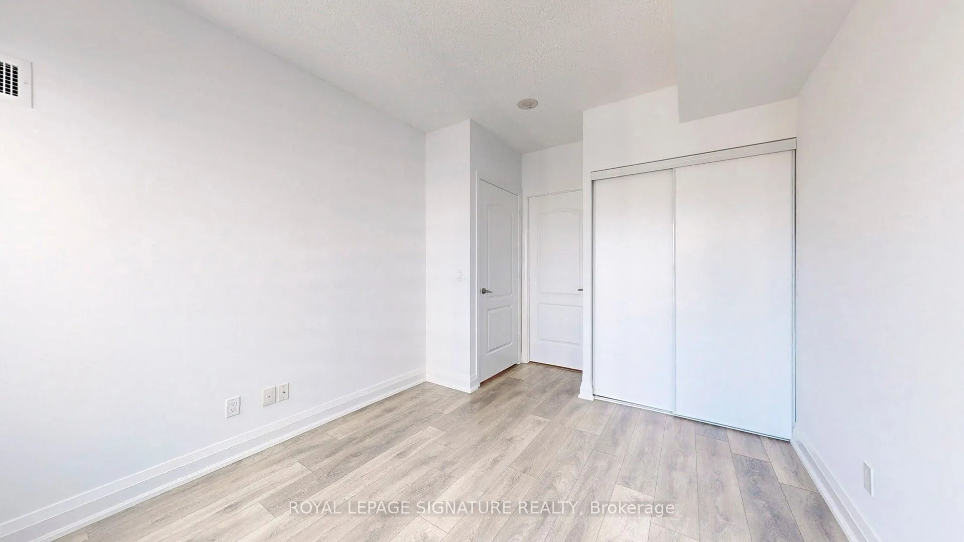 68 Canterbury Place #1515