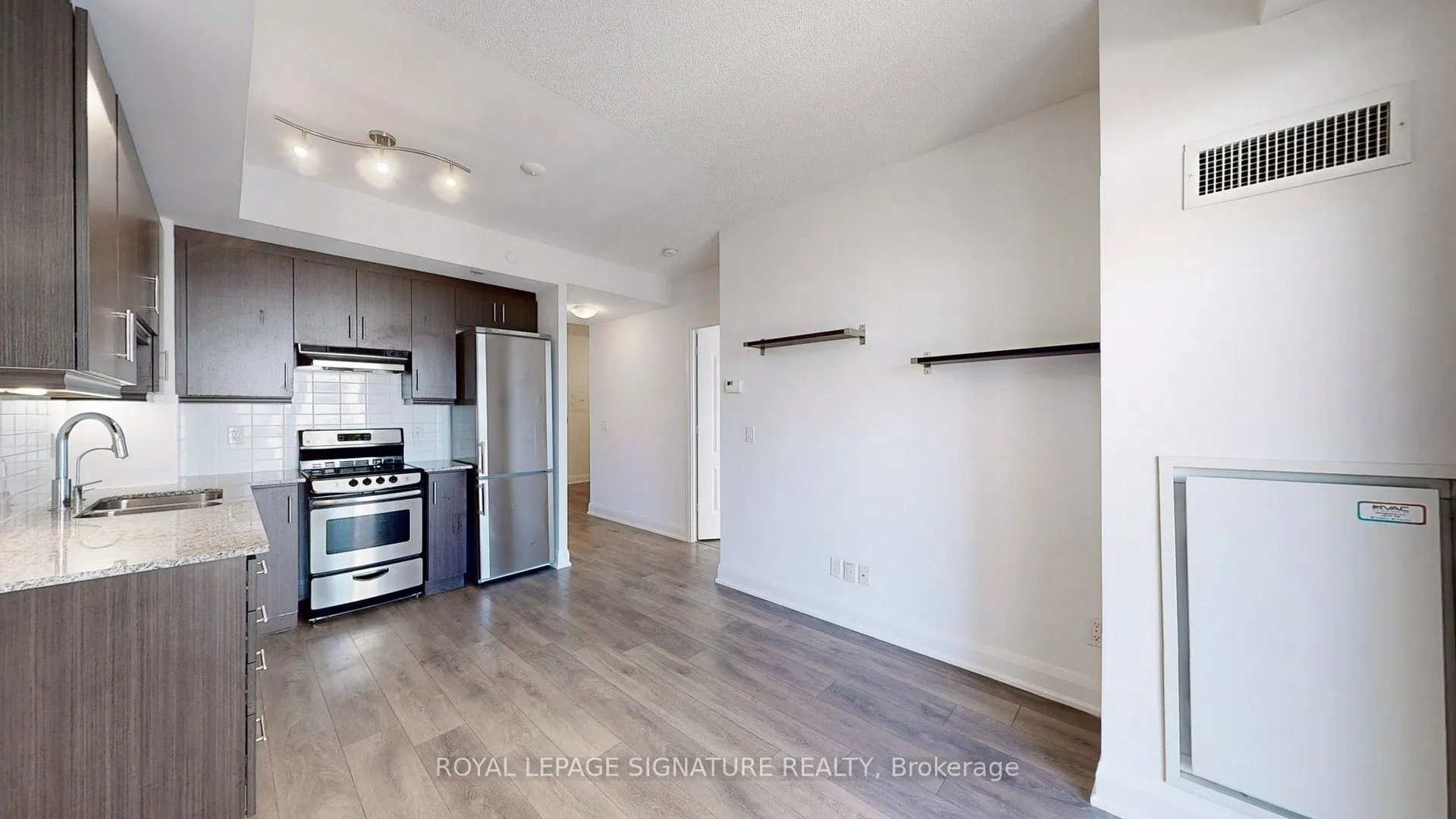 68 Canterbury Place #1515
