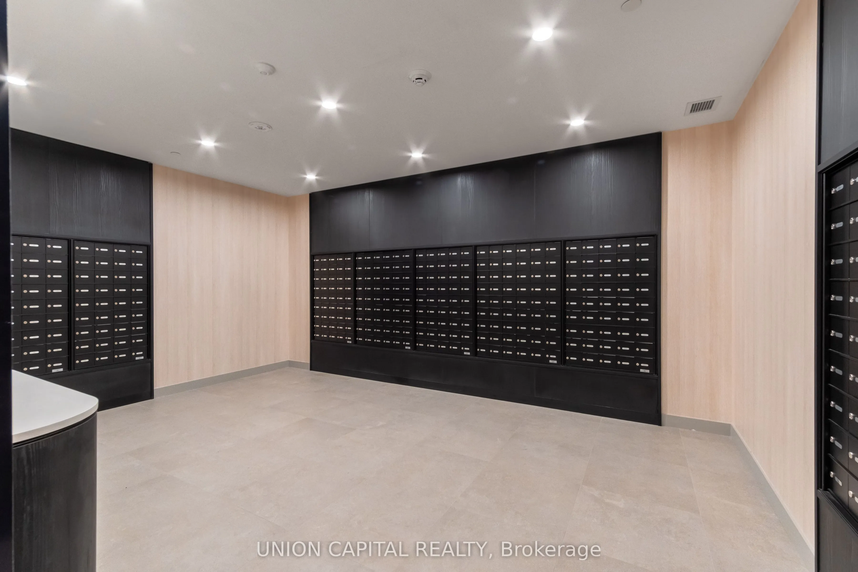 91 Montclair Avenue #1802