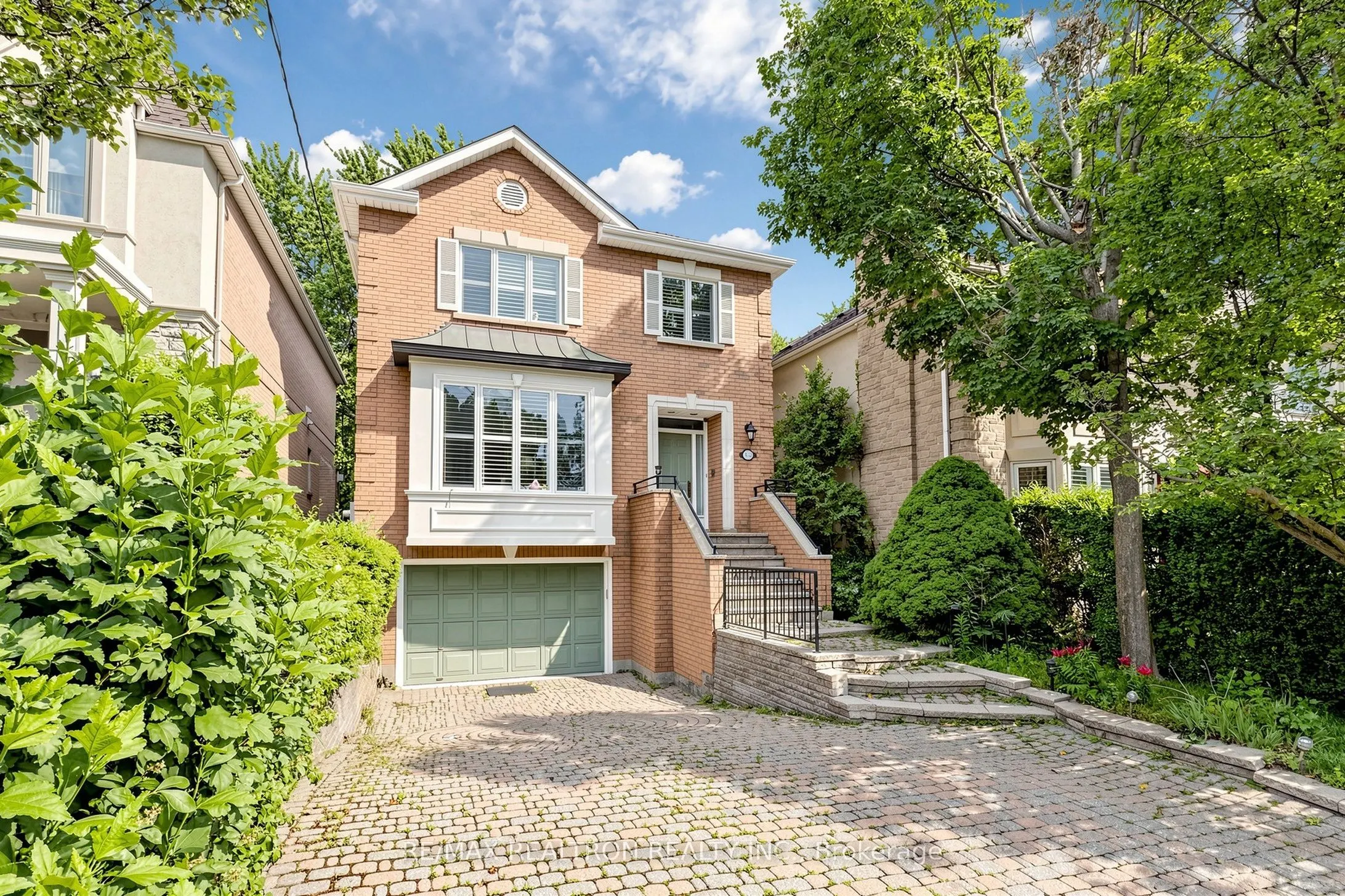 352 Deloraine Avenue