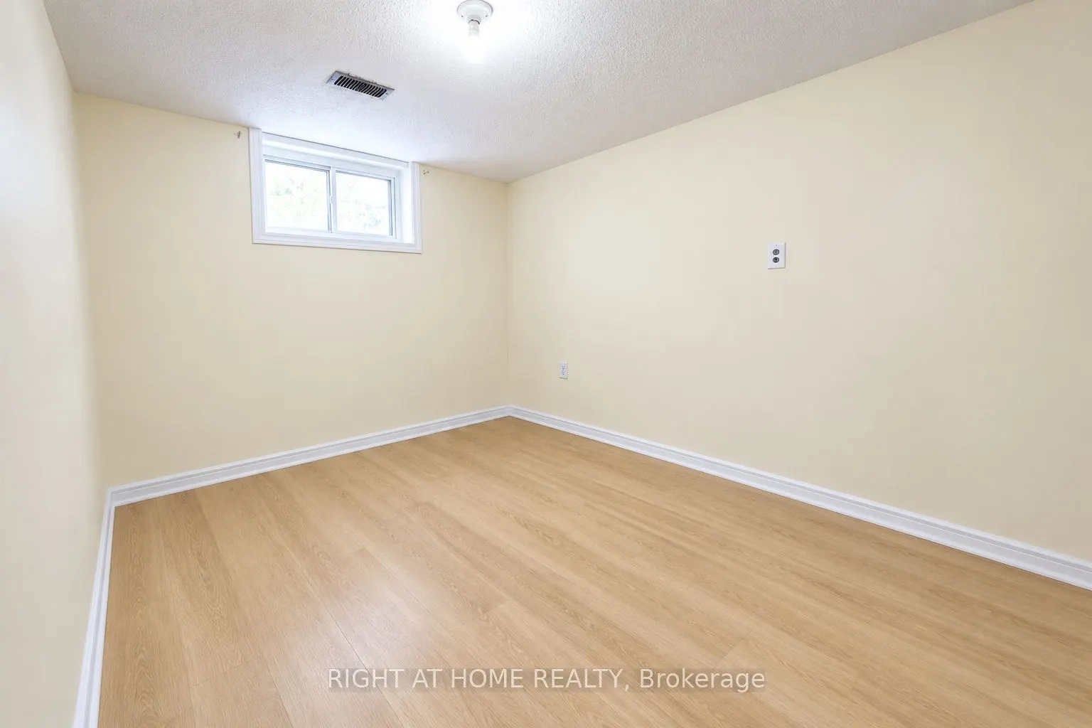 17 Bryant St Street #(Basement)