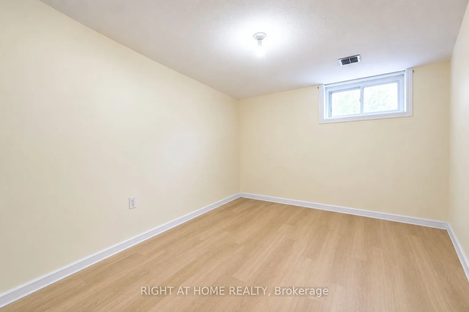 17 Bryant St Street #(Basement)