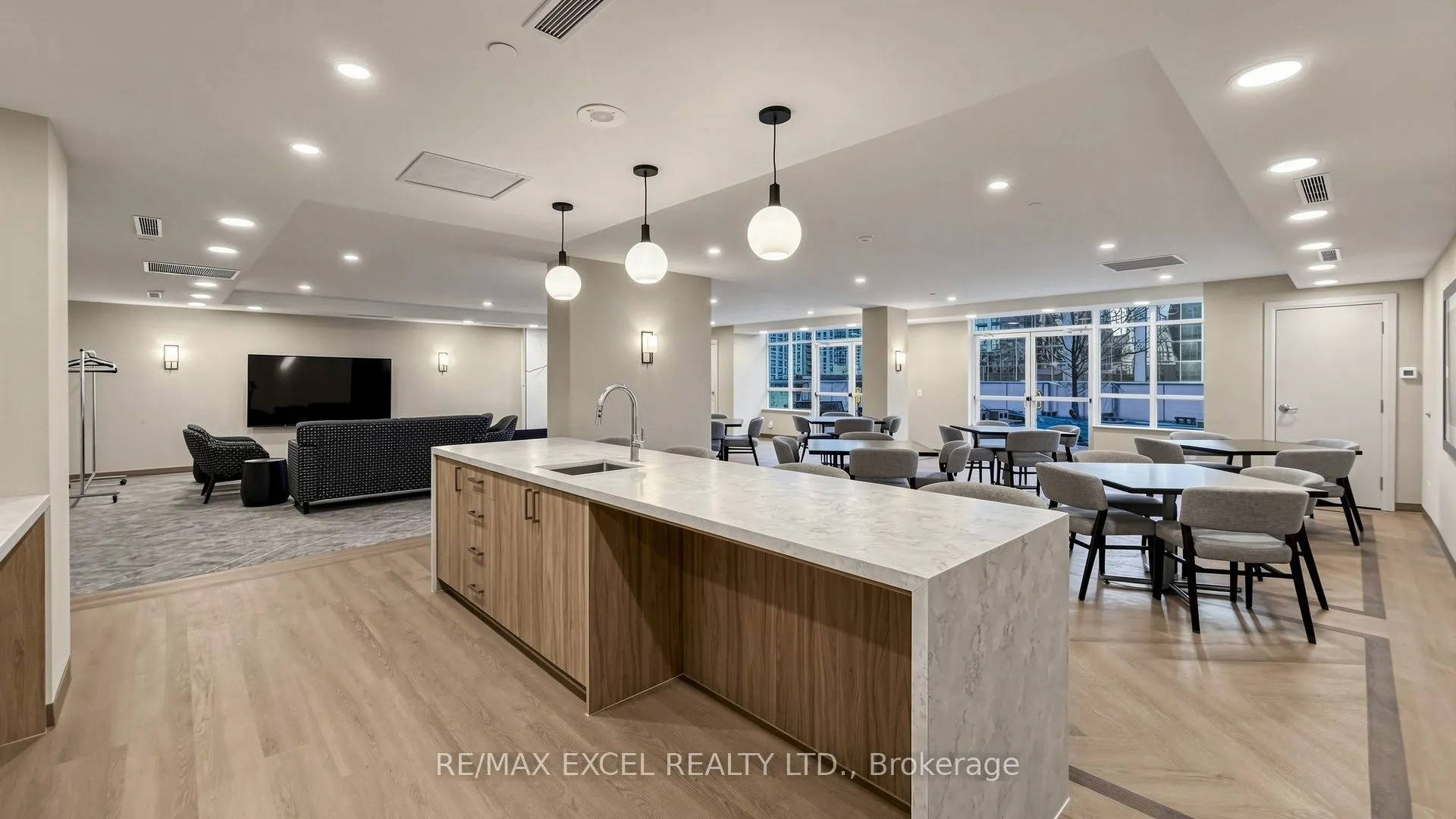 4978 Yonge Street #2009