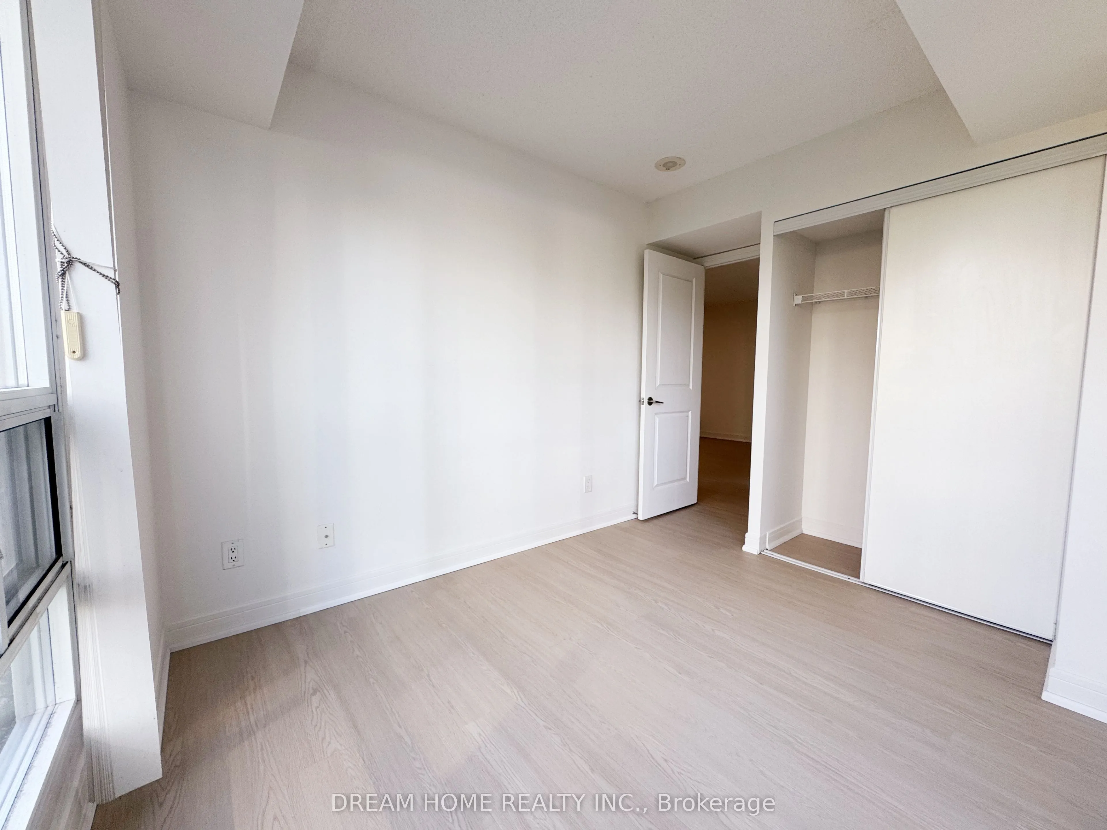 35 Bales Avenue #605