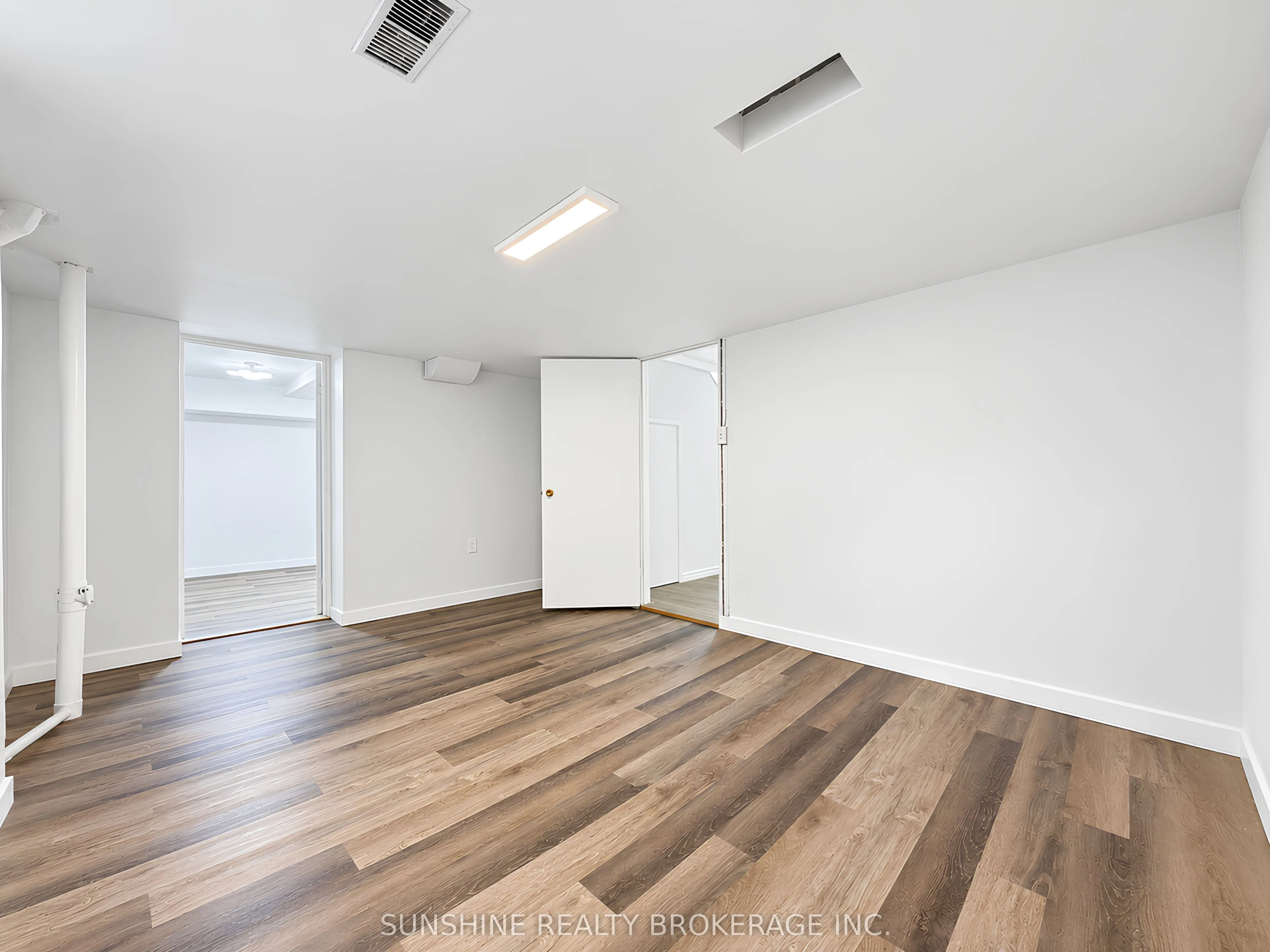 48 Bellbury Crescent