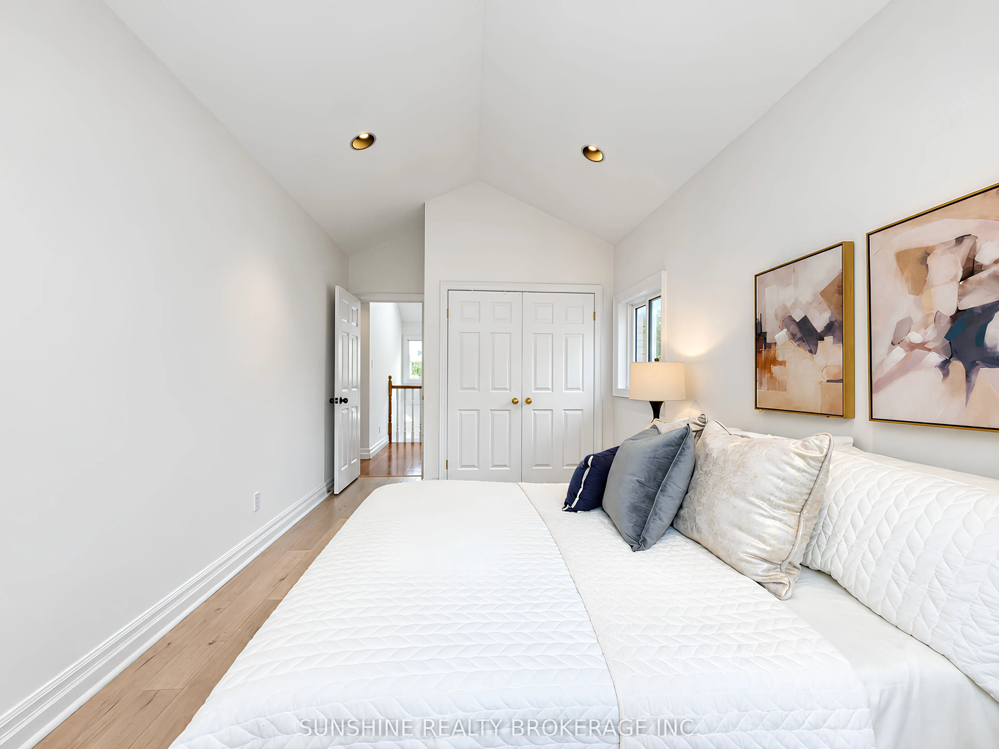 48 Bellbury Crescent