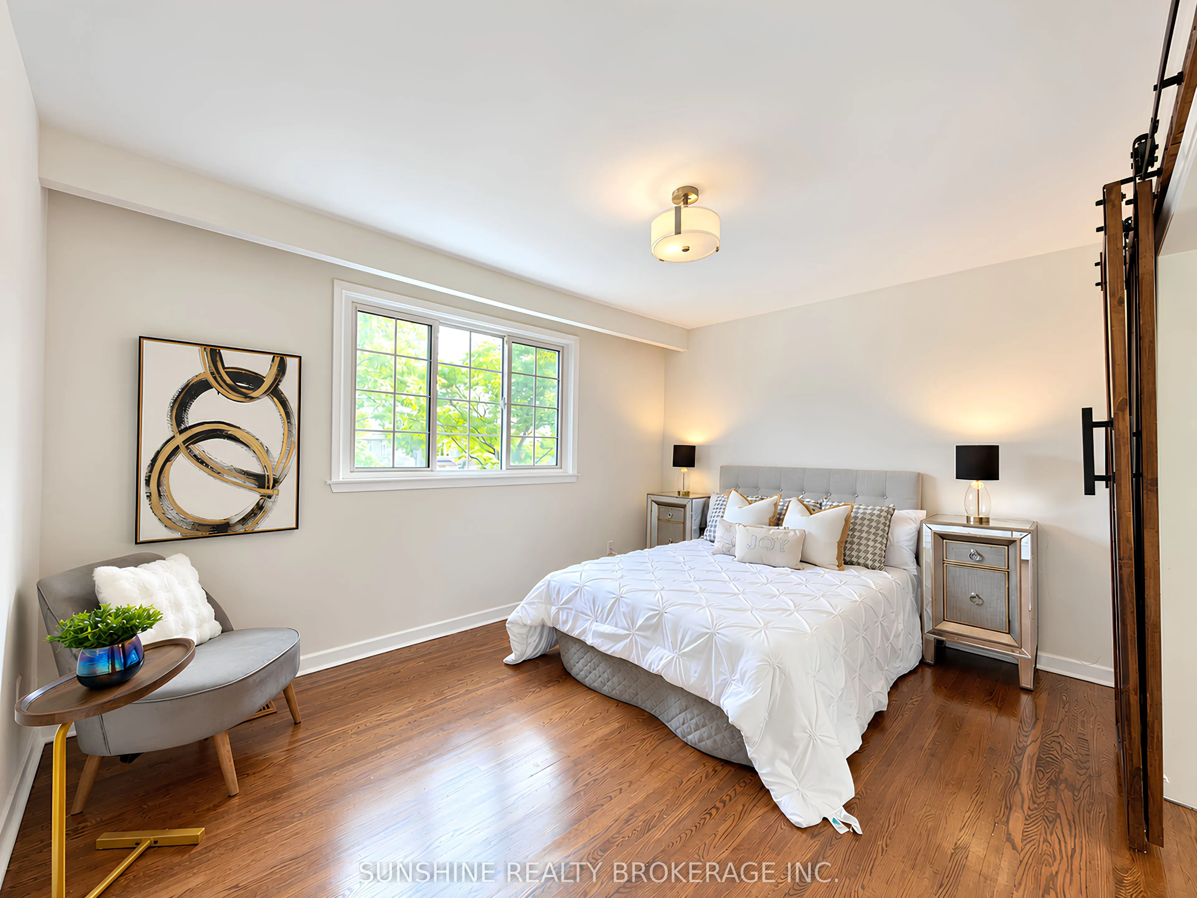 48 Bellbury Crescent