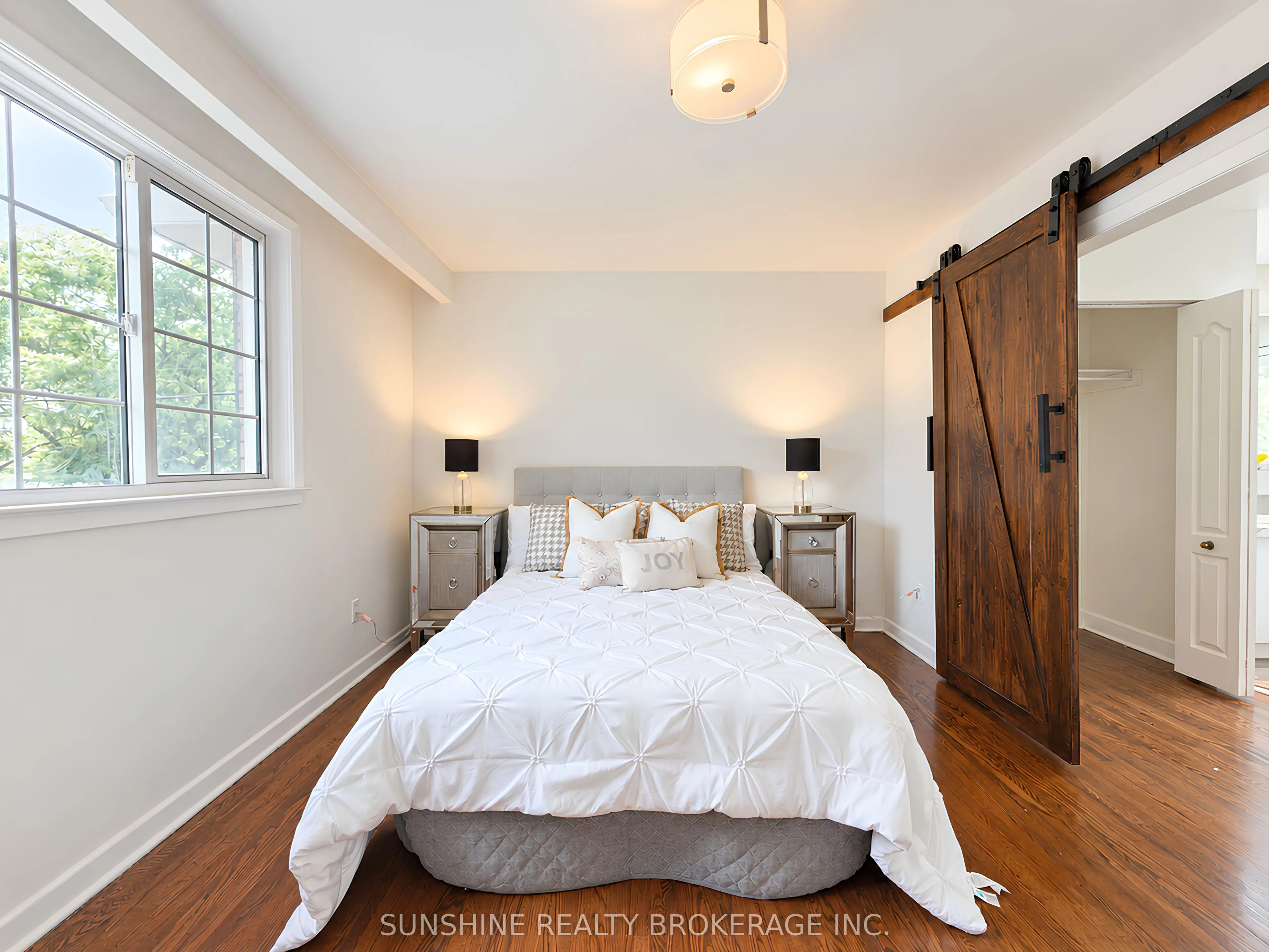 48 Bellbury Crescent